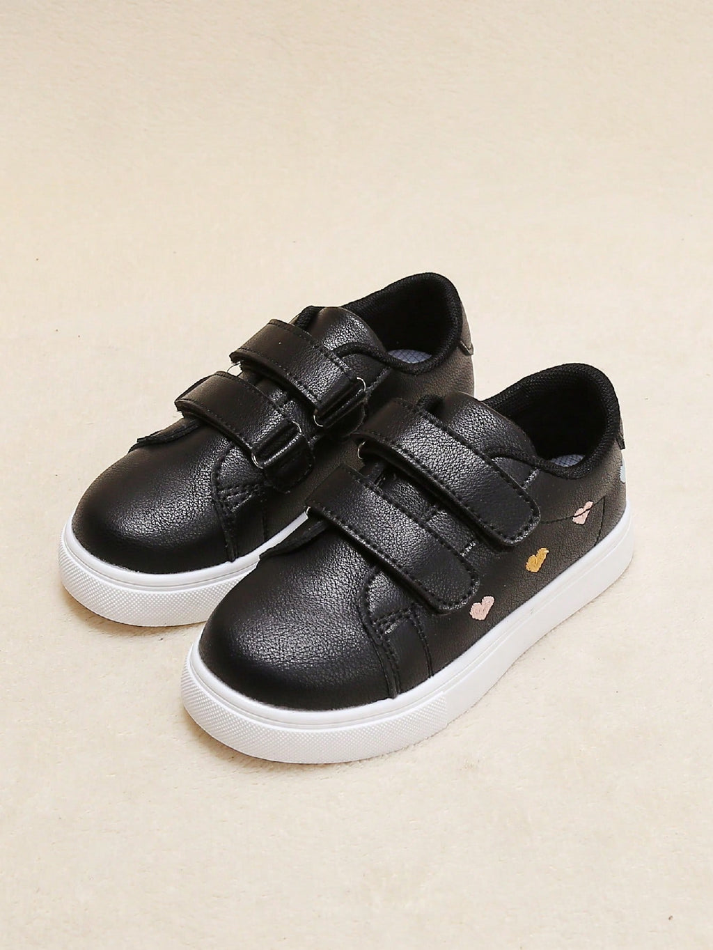 Girls' Heart Embroidered Skate Shoes