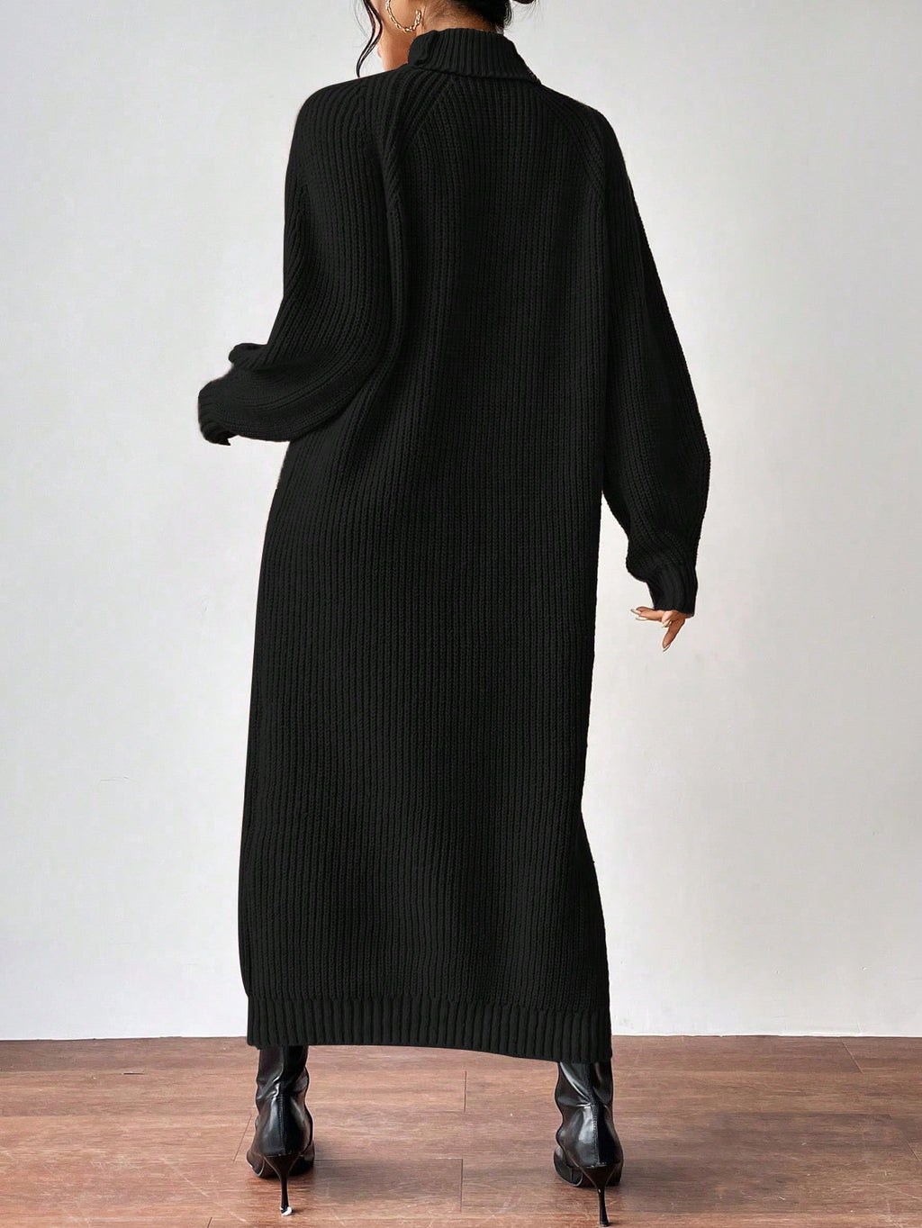 Aalyst Women's Black Turtleneck Raglan-Sleeve Sweater Dress
