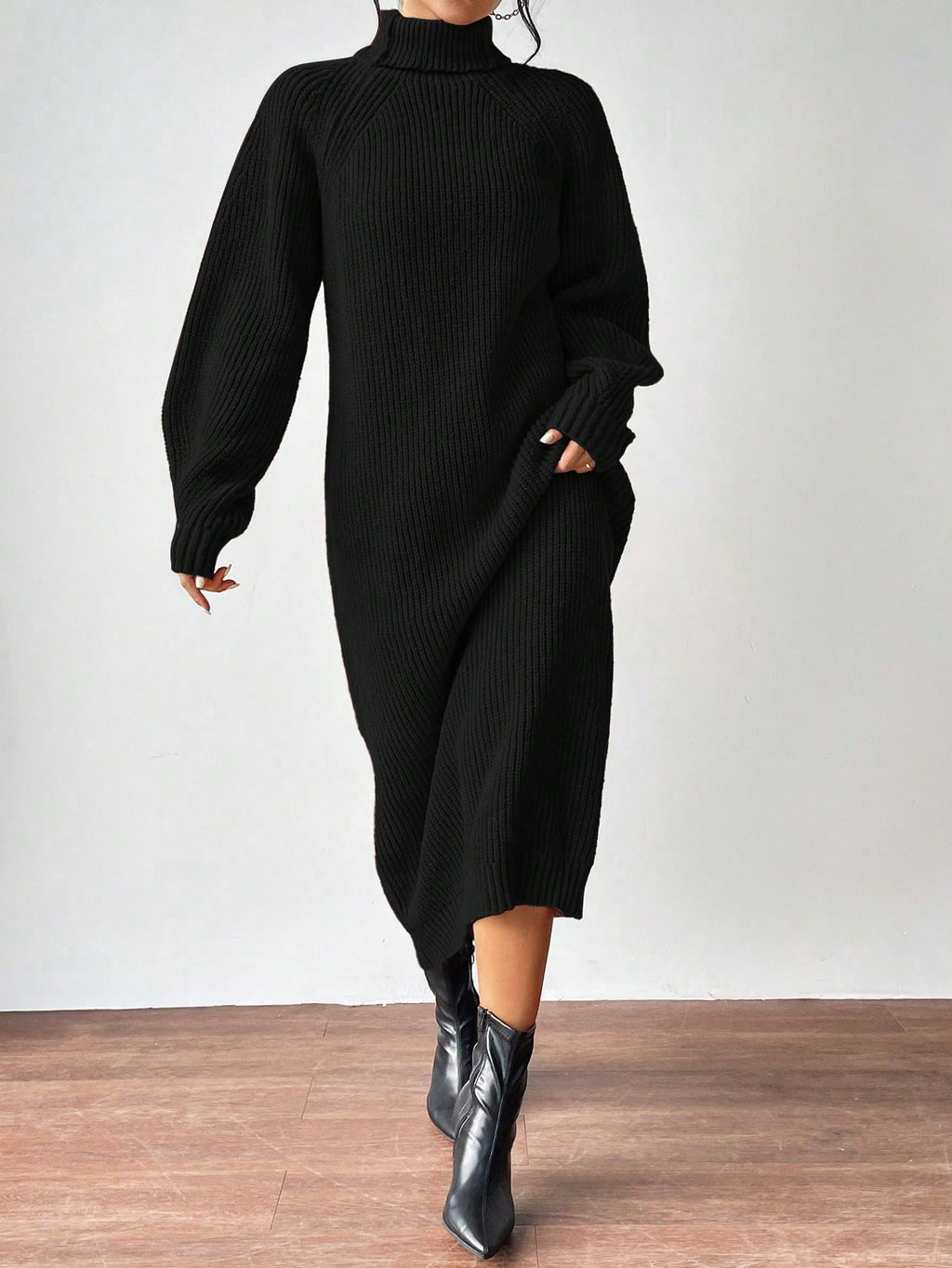 Aalyst Women's Black Turtleneck Raglan-Sleeve Sweater Dress