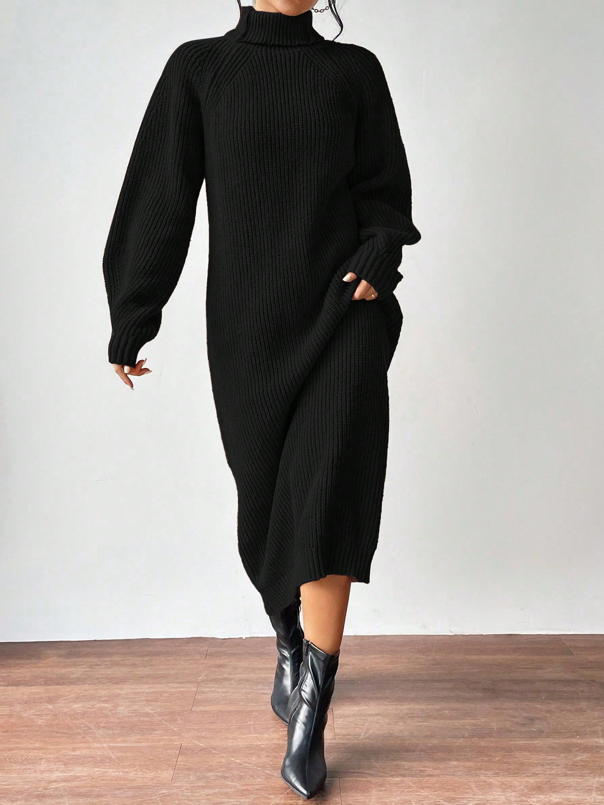 Aalyst Women's Black Turtleneck Raglan-Sleeve Sweater Dress