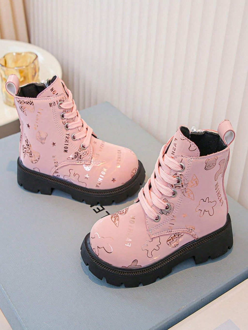Shiny Heart Pattern Casual Boots 1 Pair - Pink