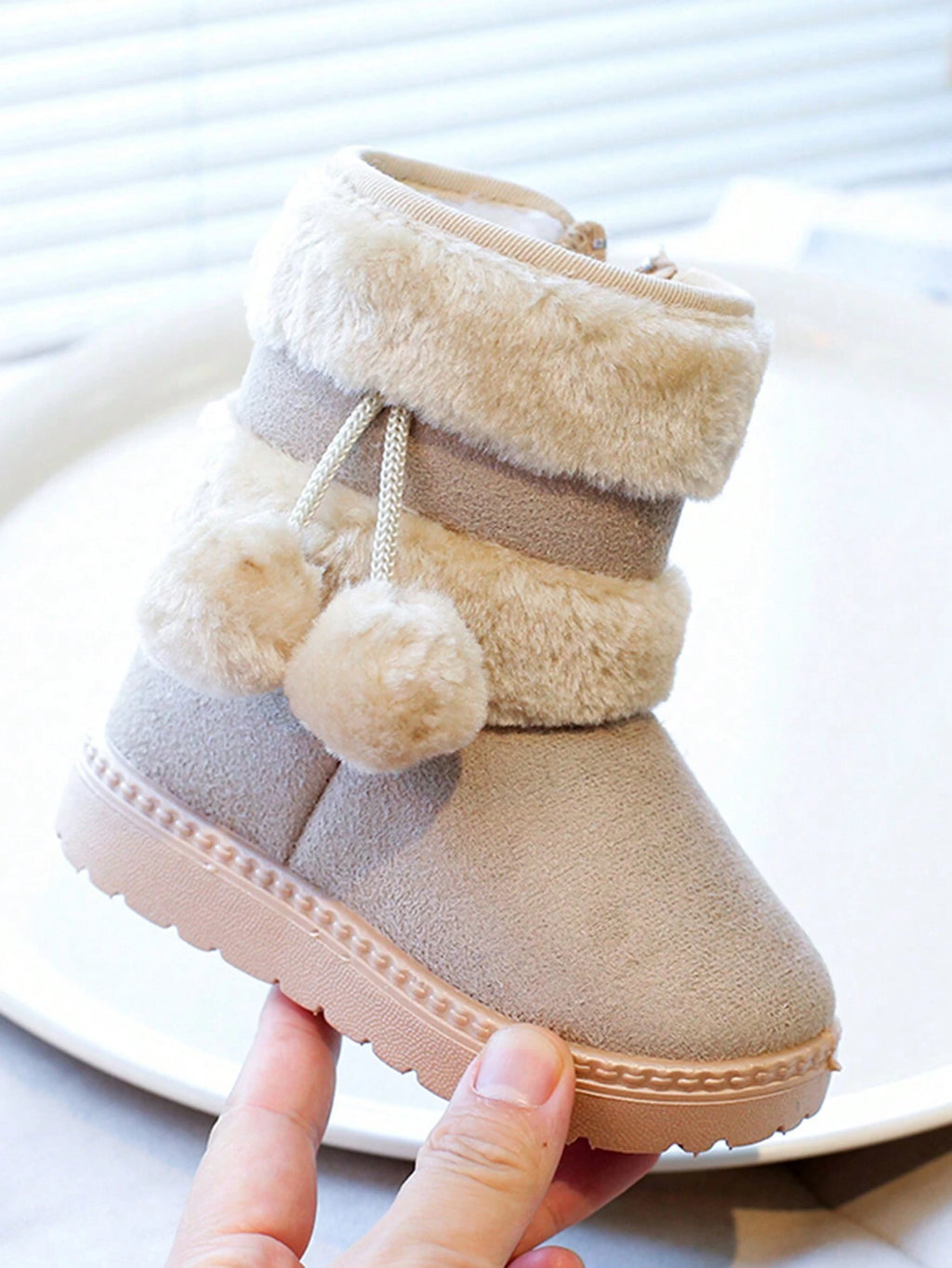 Lychee Pattern Bow Chelsea Boots 1 Pair - Khaki