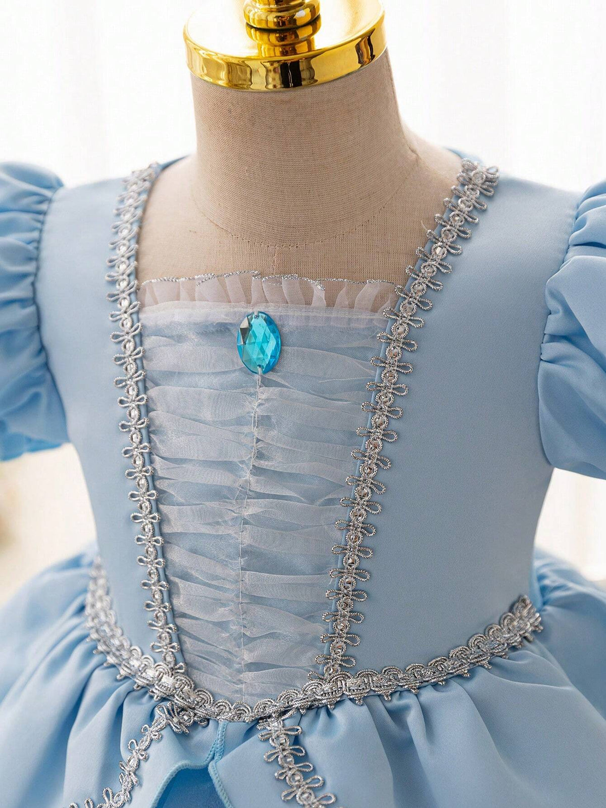Young Girl Gemstone Mesh Bubble Sleeve Ball Dress
