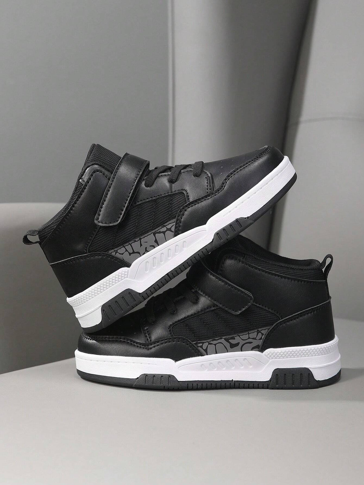 Boys' Casual All-Match Sneakers In Black