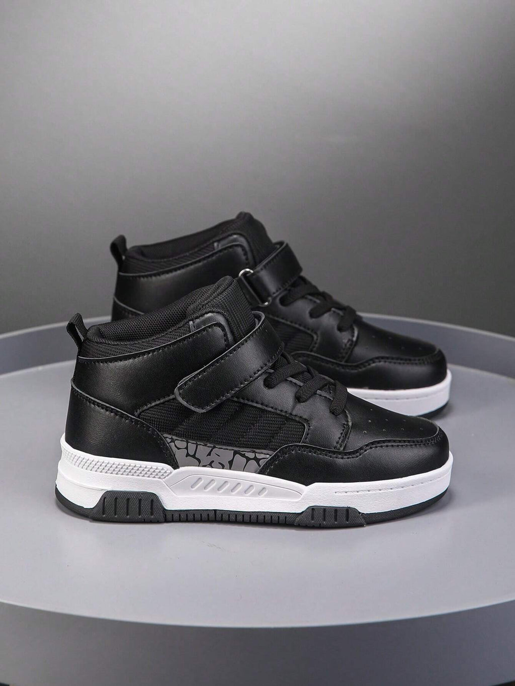 Boys' Casual All-Match Sneakers In Black