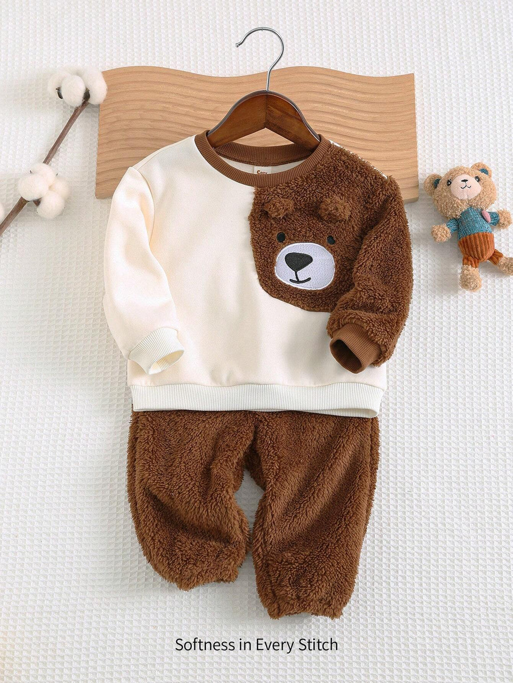 Ensemble sweat-shirt et pantalon de jogging à blocs de couleurs Cozy Pixies pour bébé garçon, motif ours