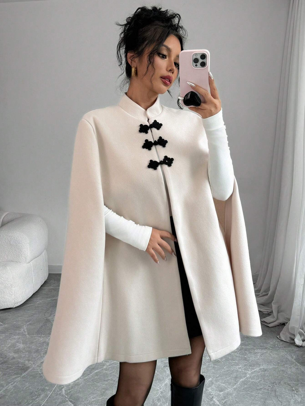 Manteau style cape à col montant et contrastes, couleur abricot, style chinois Elenzga