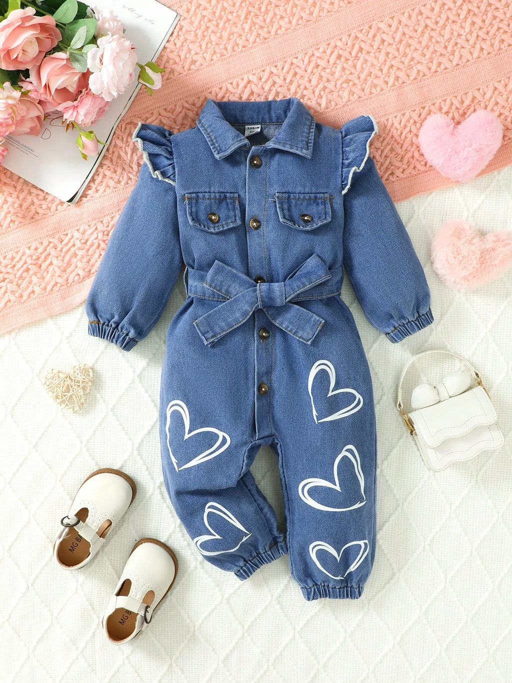 Baby Girl Cap Sleeve Heart Decor Washed Denim Jumpsuit