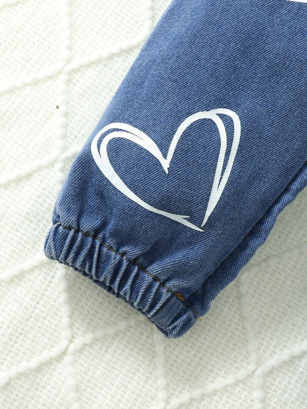Baby Girl Cap Sleeve Heart Decor Washed Denim Jumpsuit