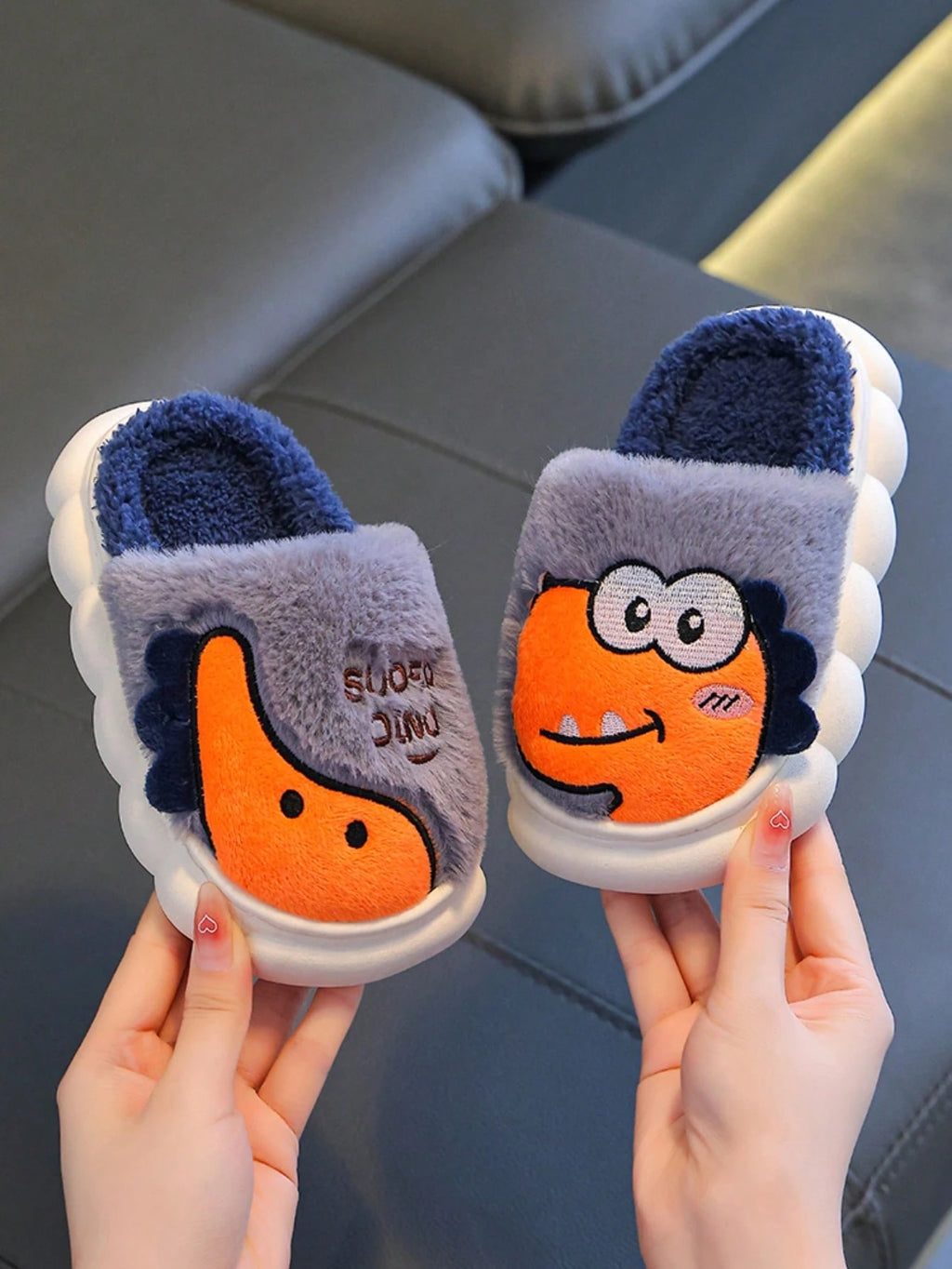 Bambinoo x Playful Pals Chaussons d'intérieur antidérapants pour enfants dinosaure