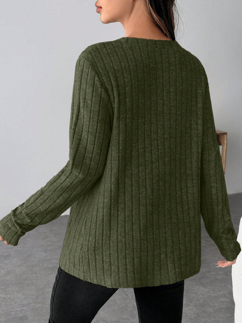 Maternity Army Green Letter-Patched Ribbed-Knit Long-Sleeve Shirt