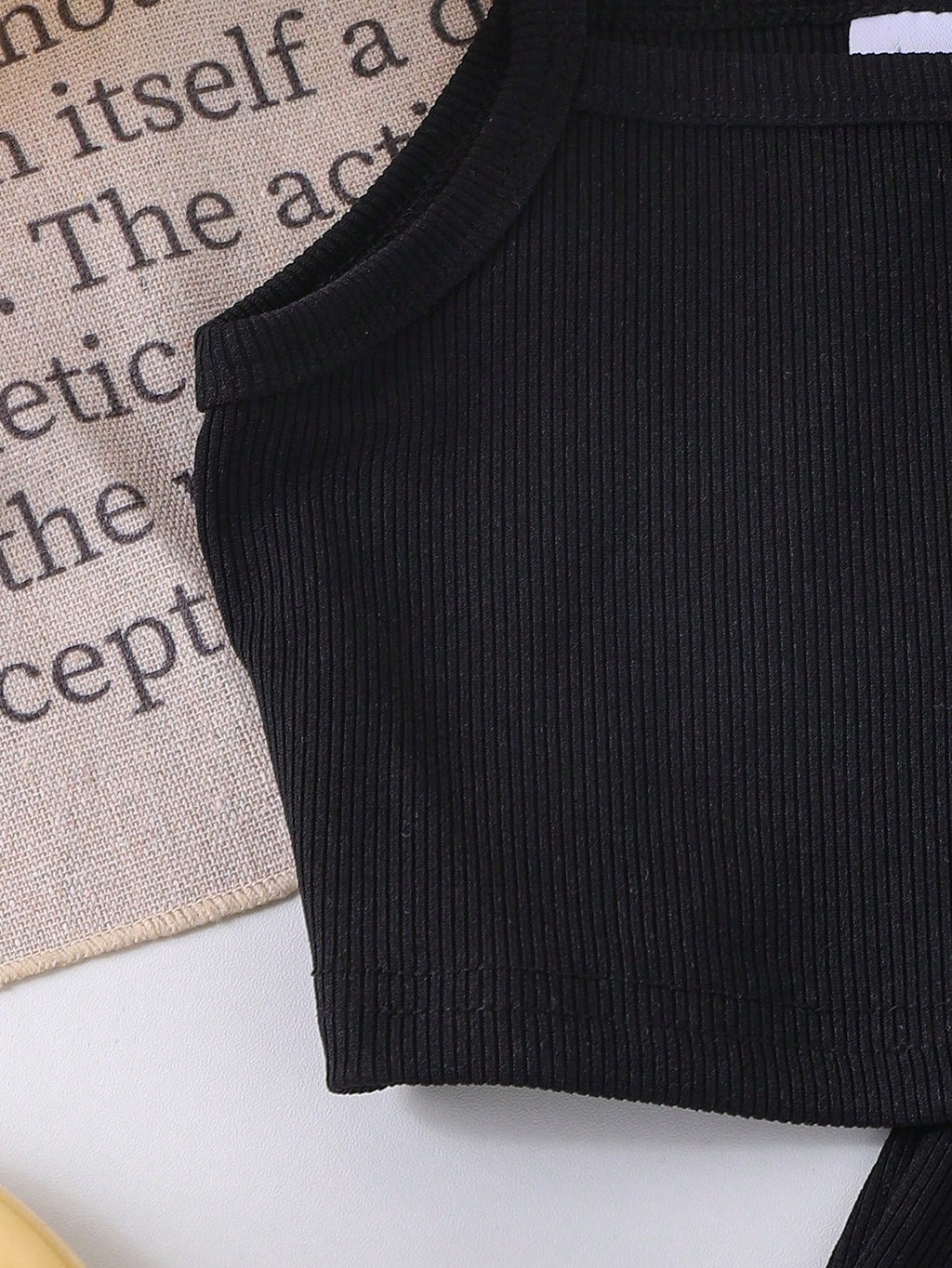 Ensemble 2 pièces pour bébé fille : débardeur à fines bretelles fleuri + pantalon évasé à volants fleuri, été noir