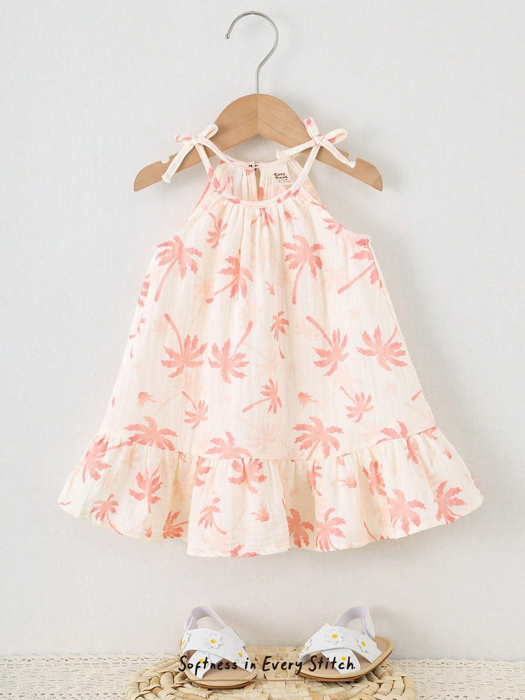 Robe d'été décontractée sans manches Bambinoo x Cozy Pixies pour bébé fille avec imprimé floral et plantes tropicales