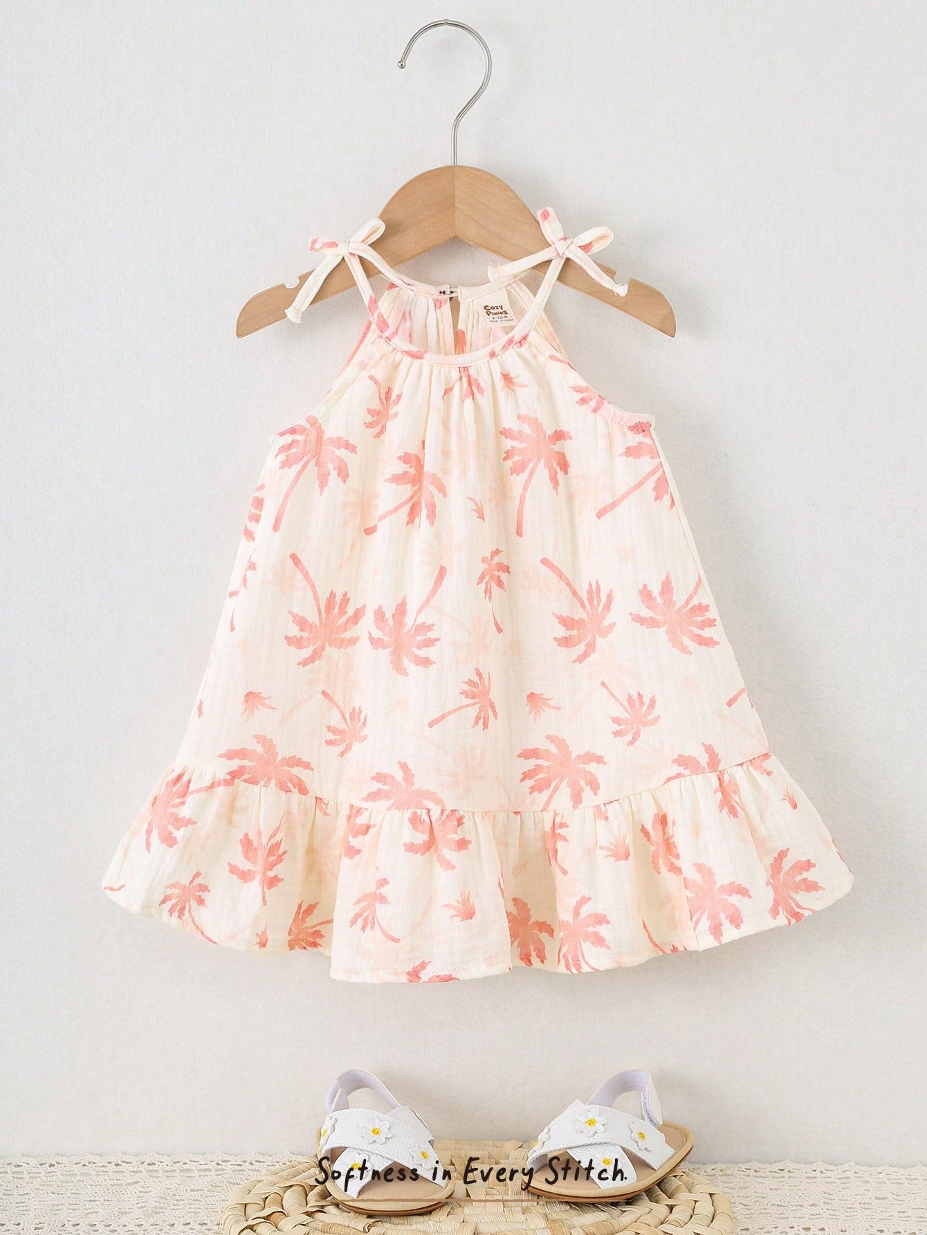 Robe d'été décontractée sans manches Bambinoo x Cozy Pixies pour bébé fille avec imprimé floral et plantes tropicales