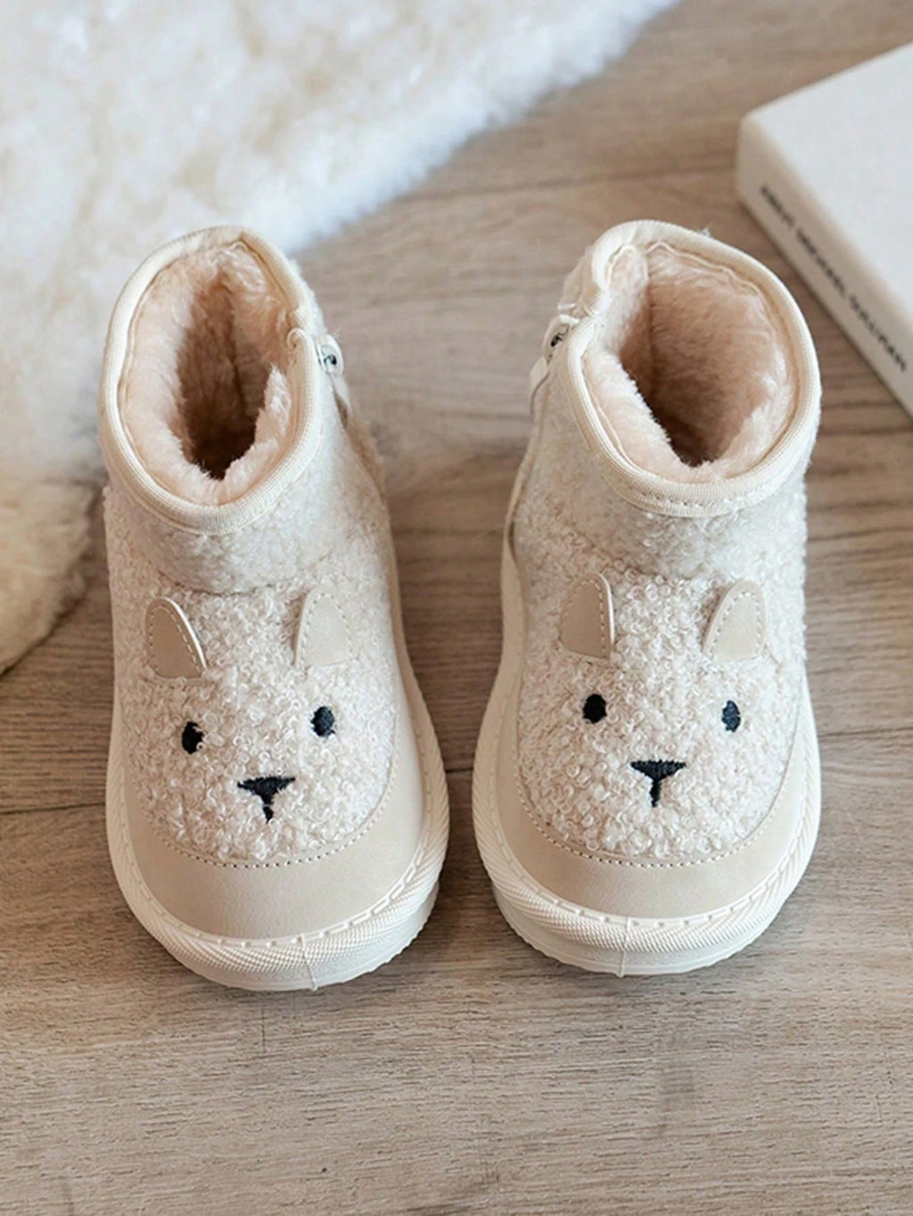 Cartoon Warm Zipper Snow Boots 1 Pair - Beige