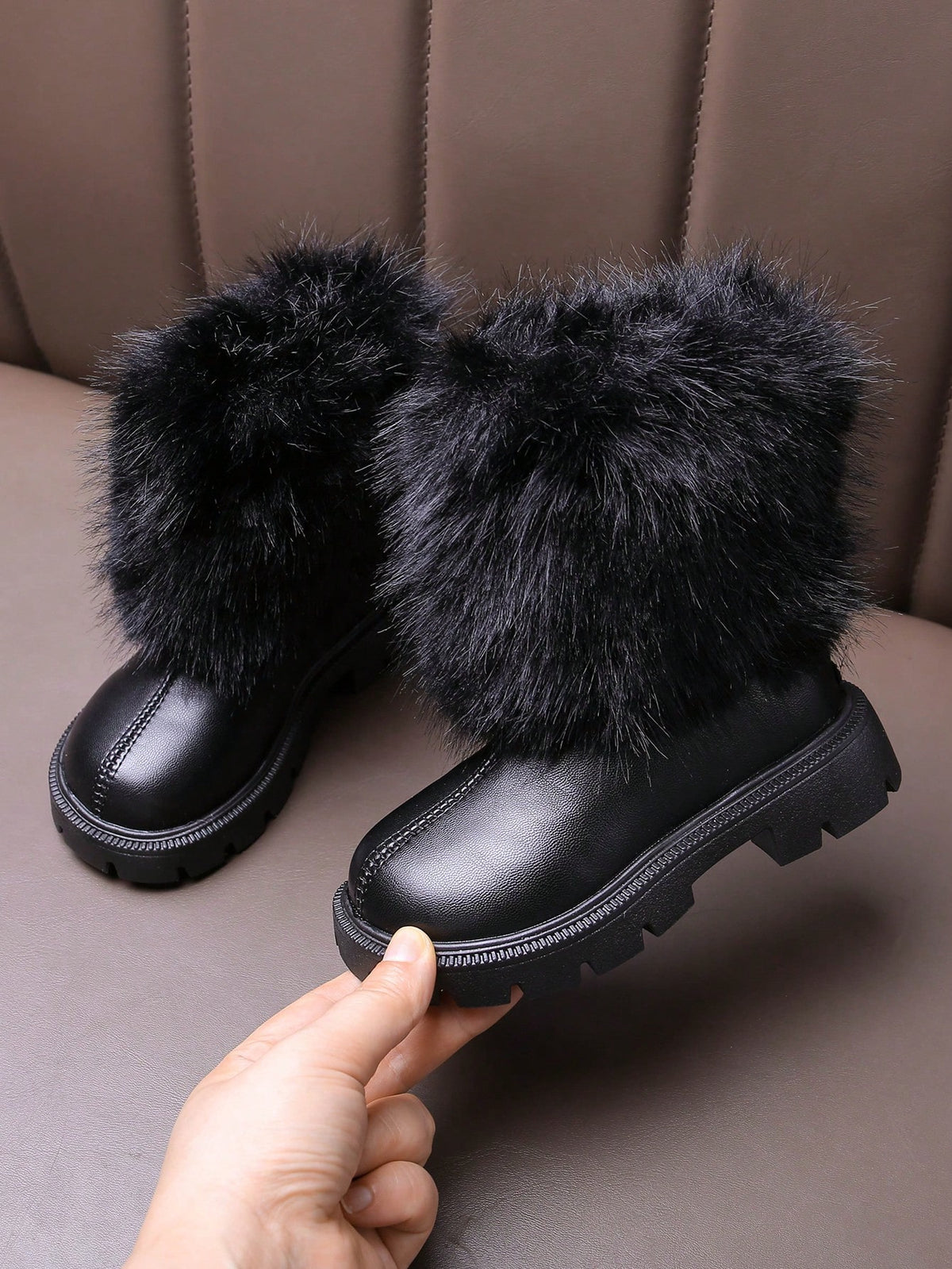 Minimalist Zip Fur Ankle Boots 1 Pair