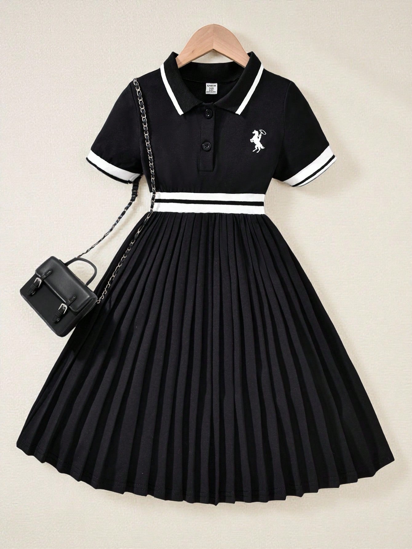 Robe Fille Noire Col Polo Broderie Cheval