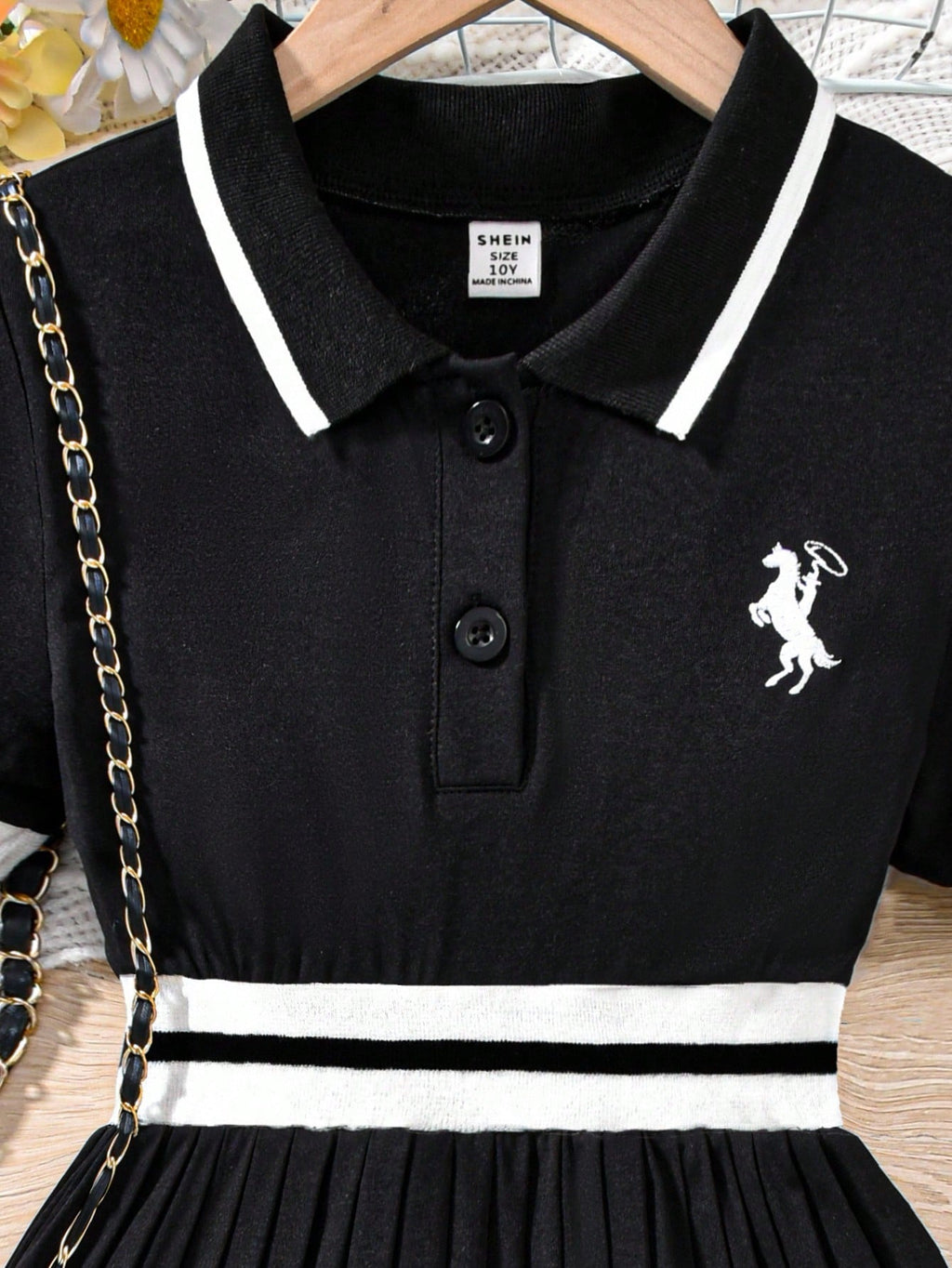 Robe Fille Noire Col Polo Broderie Cheval