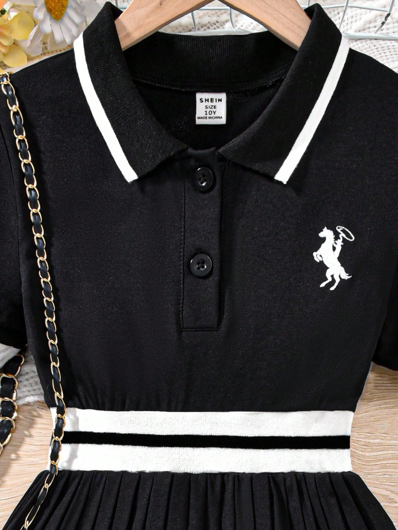 Robe Fille Noire Col Polo Broderie Cheval