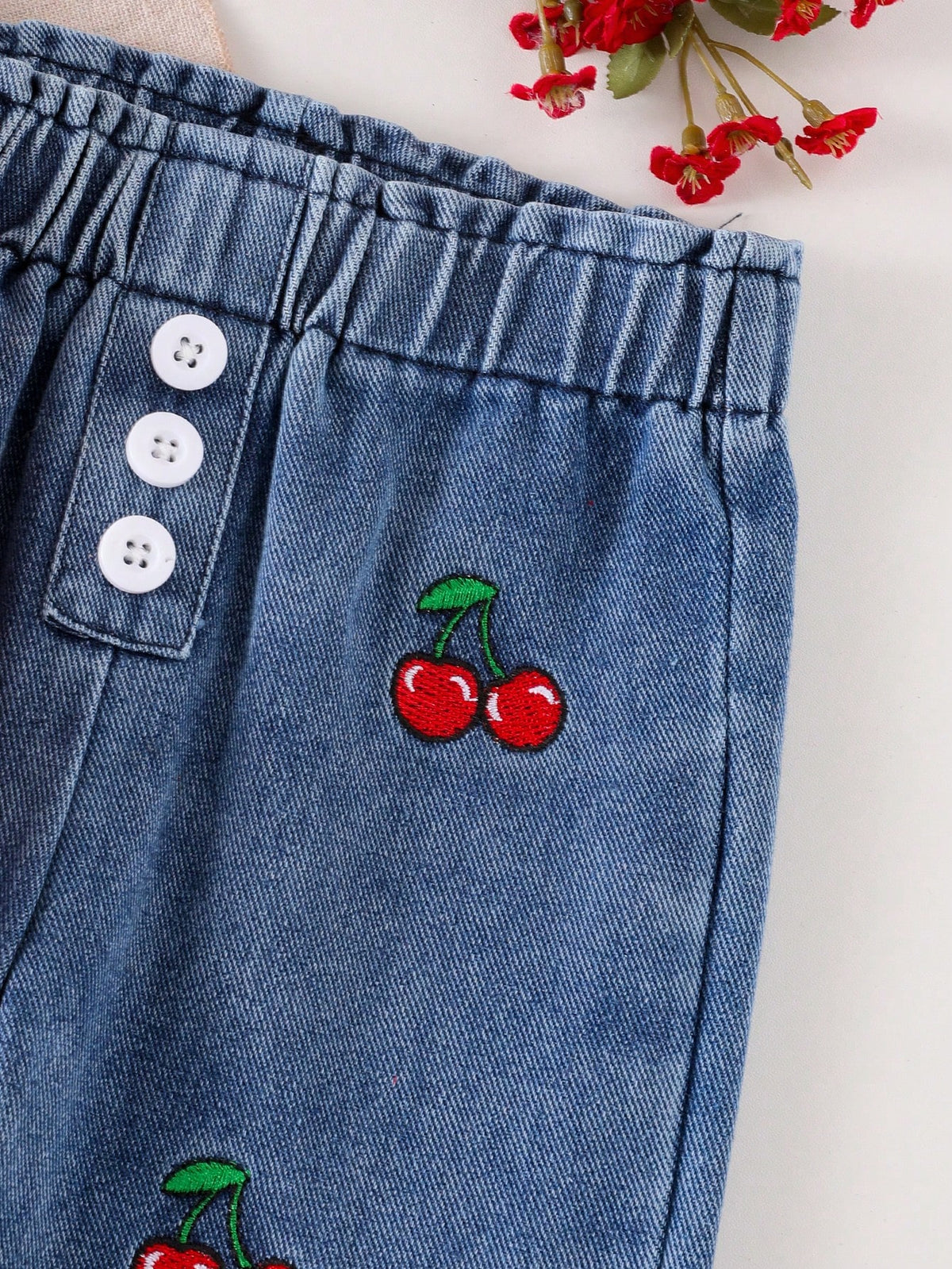 Ensemble 2 pièces T-shirt brodé cerise et jean taille haute pour bébés filles