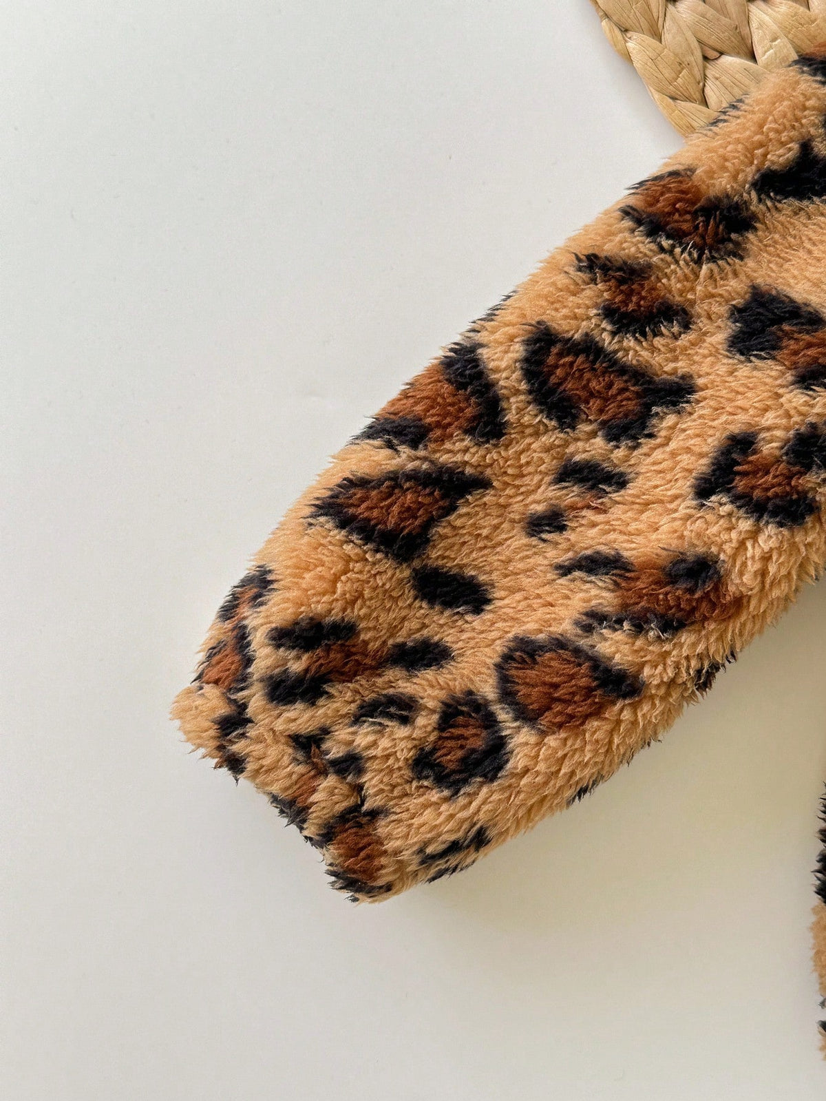 Bambinoo x Bebeilu Girls' Fluffy Leopard Print Jacket Set