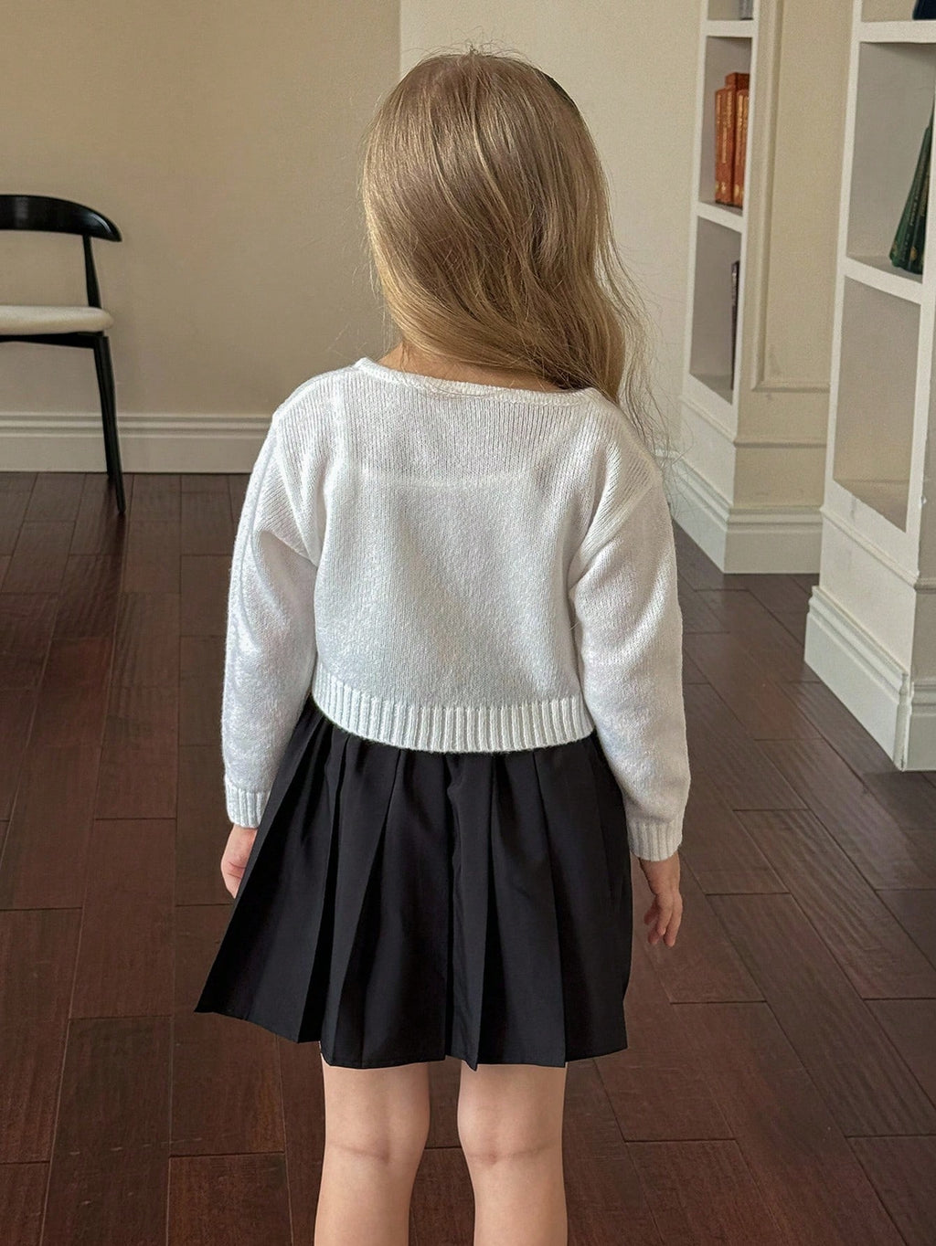 Young Girl Bowknot Round Neck Long Sleeve Cardigan