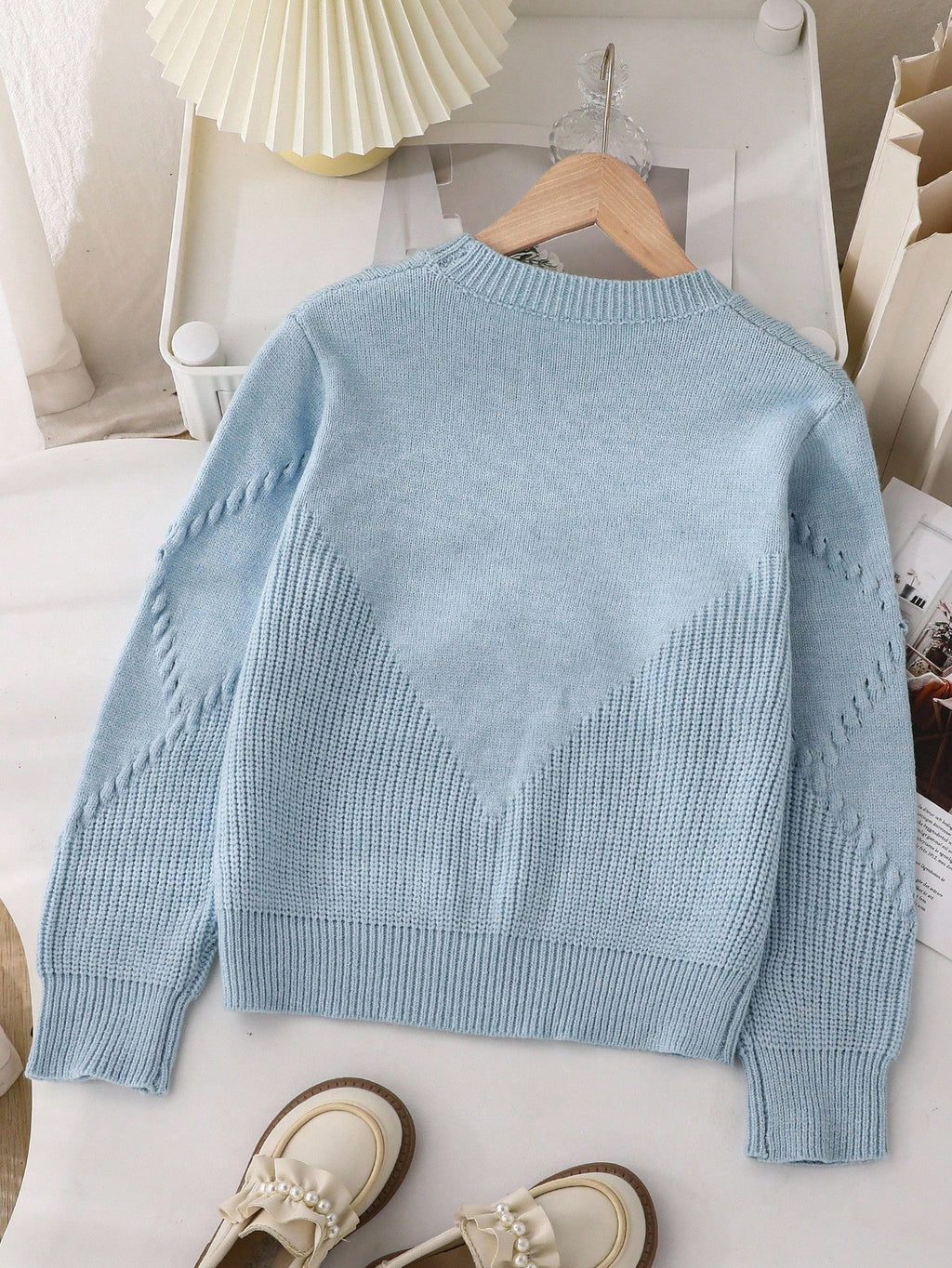Girls' Butterfly Decor Crew Neck Sweater