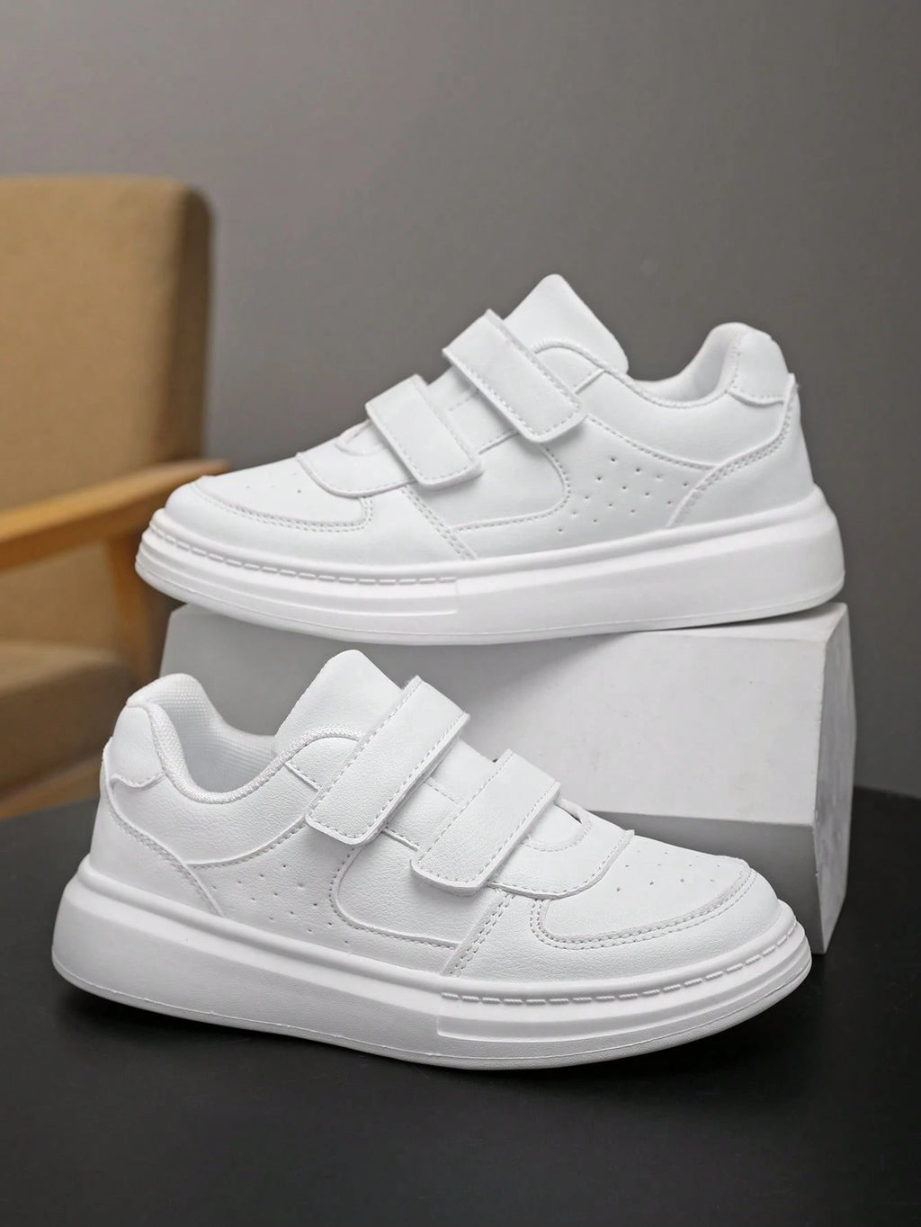 Kids' Low-Top Thick Sole Sneakers
