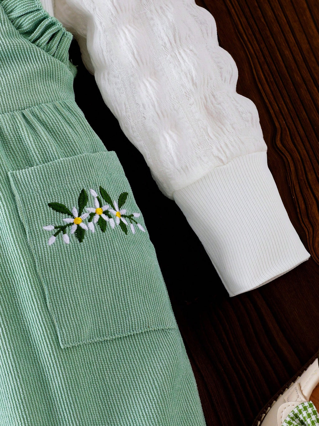 Baby Girl Green Ribbed Floral Embroidery 3pc Set - Green