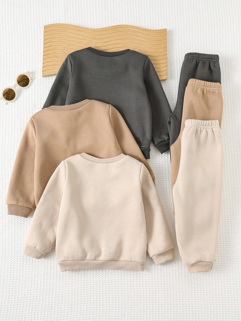 Ensemble 3 pièces sweat-shirt et pantalon en tissu tissé Cozy Pixies pour bébé garçon, couleur marron