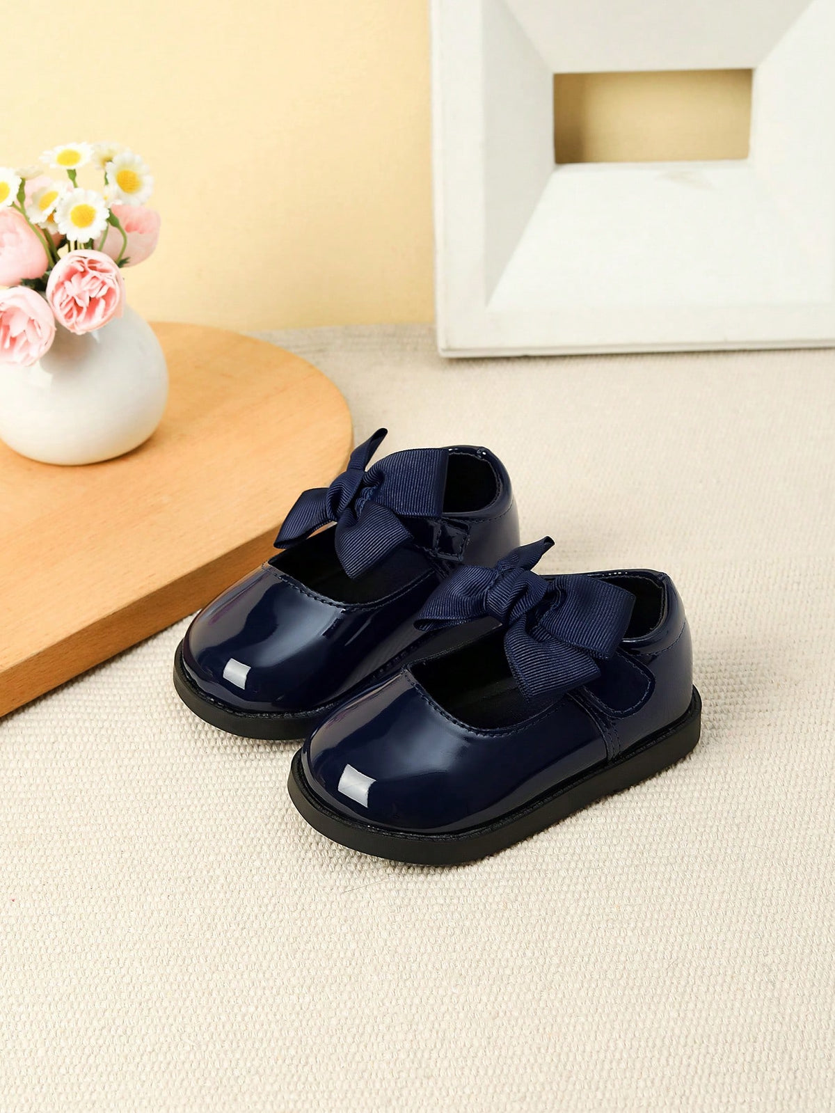 Girls' British Style Soft-Sole Bowknot Student Shoes (Blue)