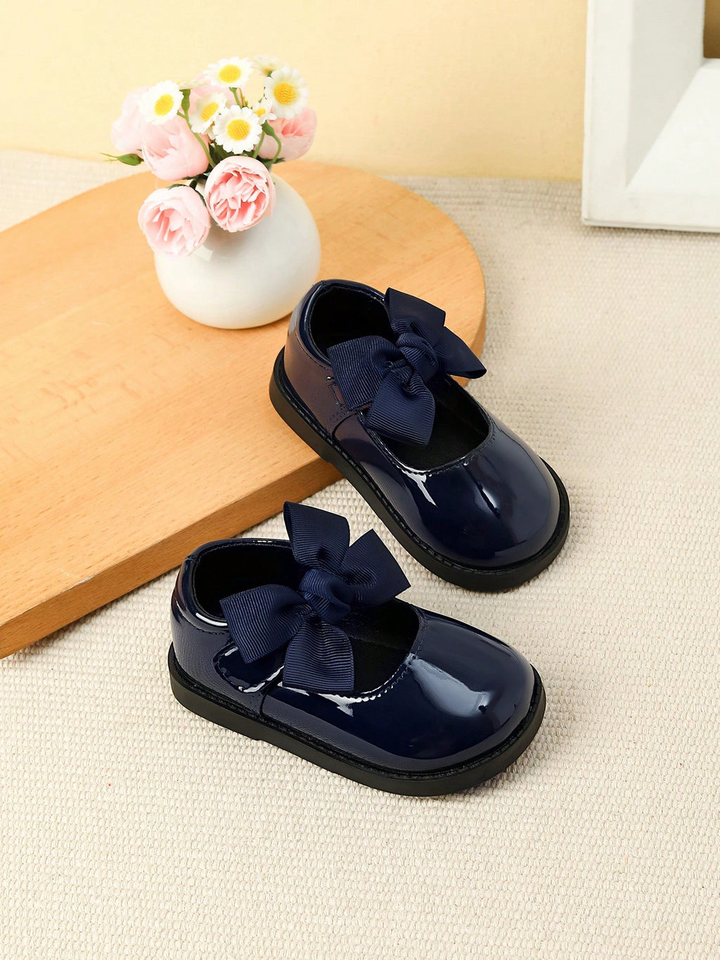 Girls' British Style Soft-Sole Bowknot Student Shoes (Blue)