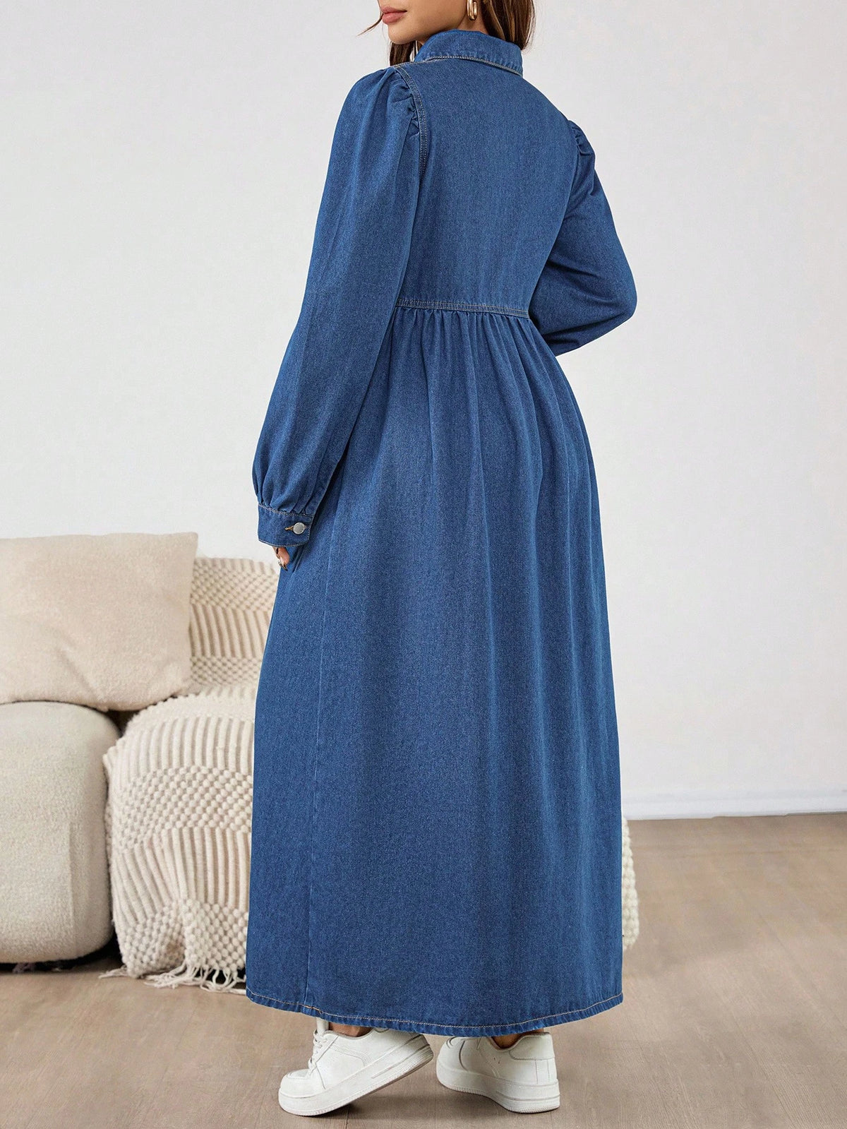 Robe longue en jean de maternité bleu marine à col zippé