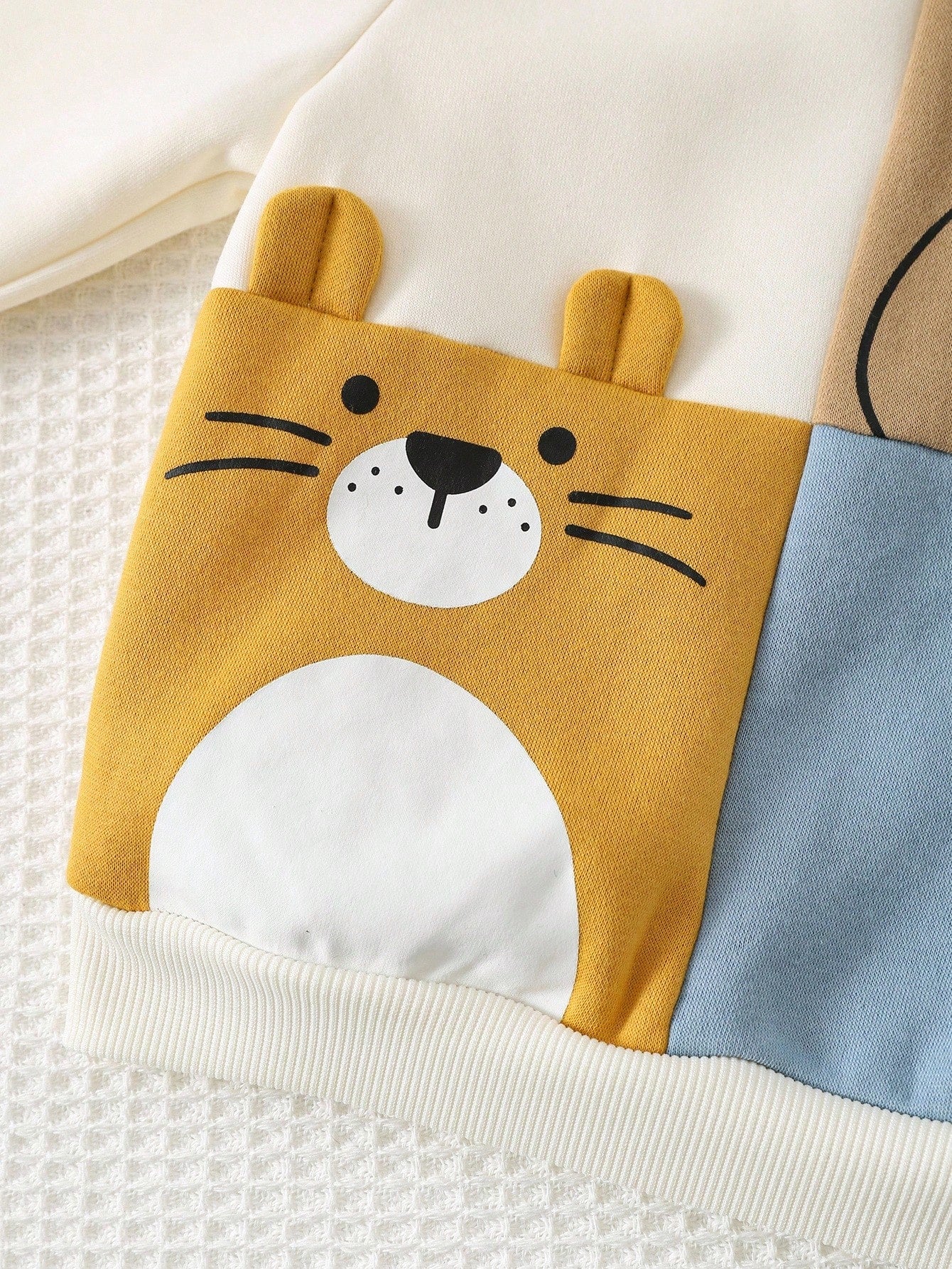 Ensemble sweat et pantalon patchwork animaux Cozy Pixies pour bébé garçon, couleur abricot