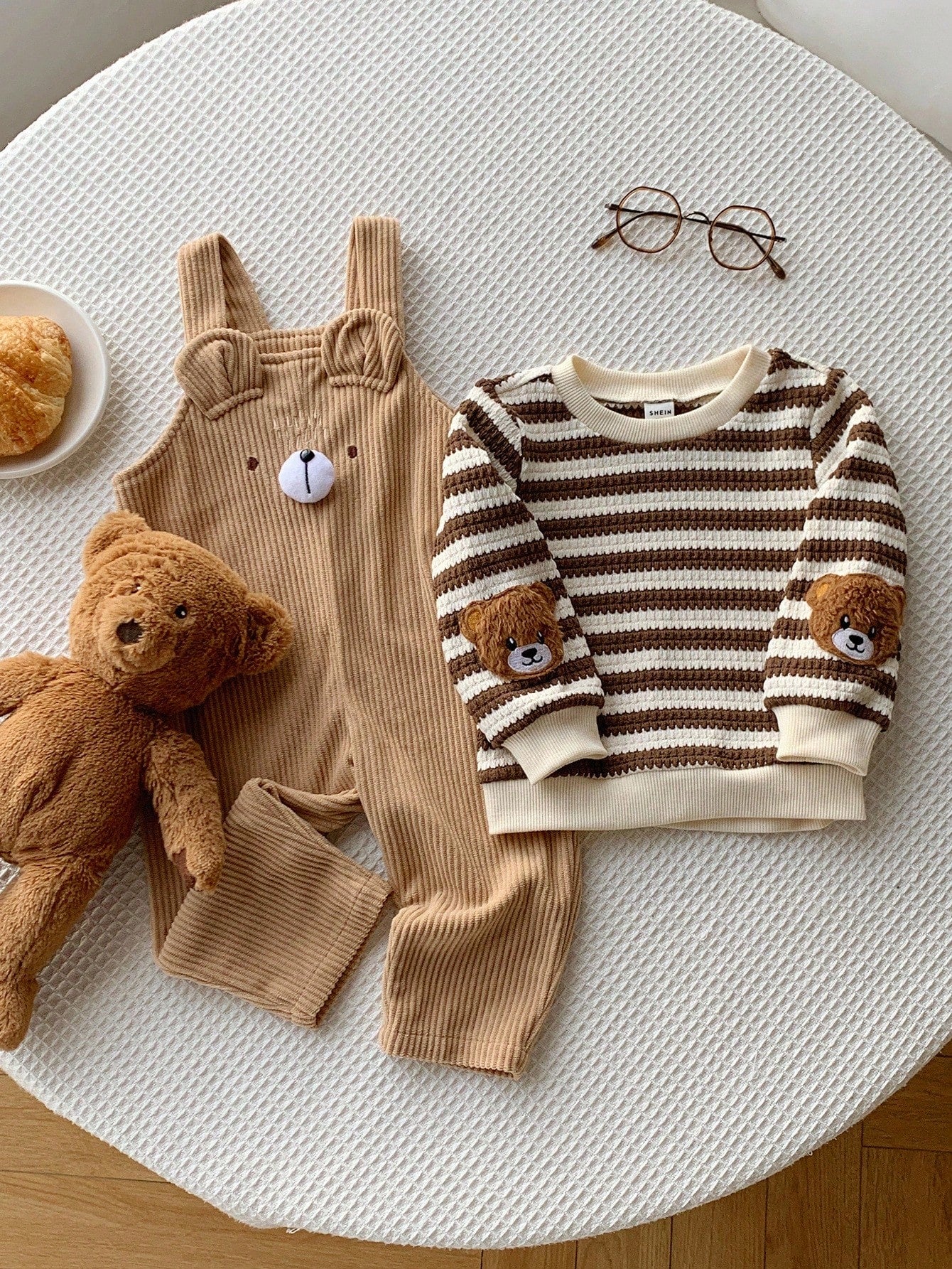 Salopette en velours côtelé et sweatshirt rayé pour bébé, ensemble 2 pièces