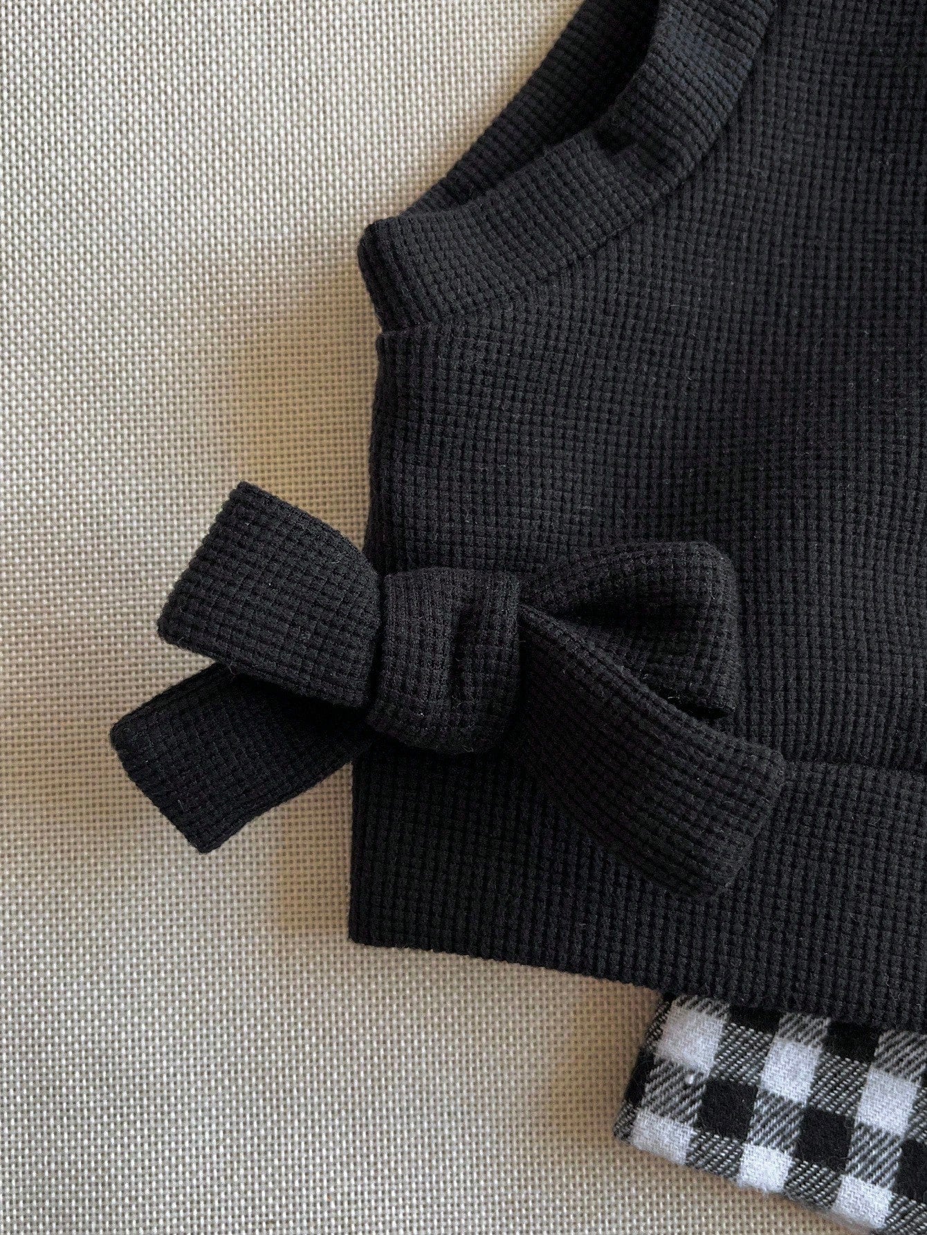 Ensemble Fille Robe Carreaux & Gilet Tricoté