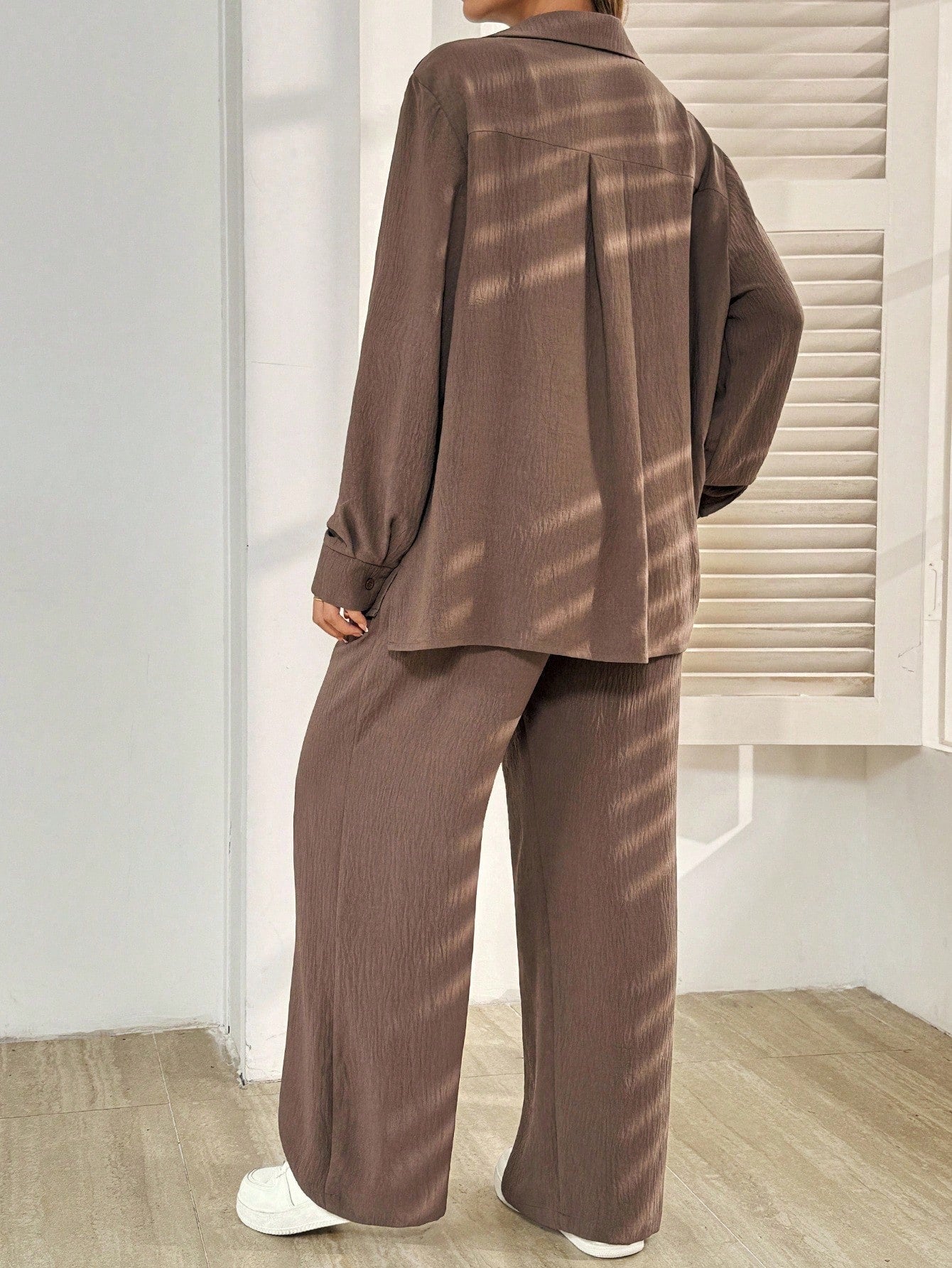 Maternity Button-Up Shirt & Adjustable Pants Set Brown