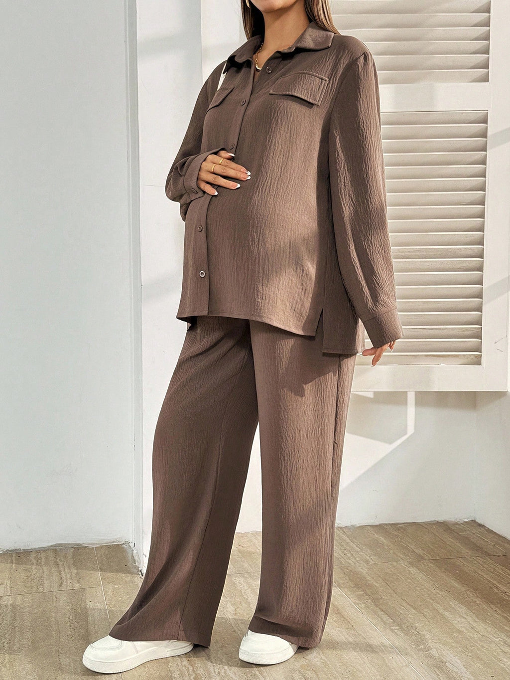 Maternity Button-Up Shirt & Adjustable Pants Set Brown