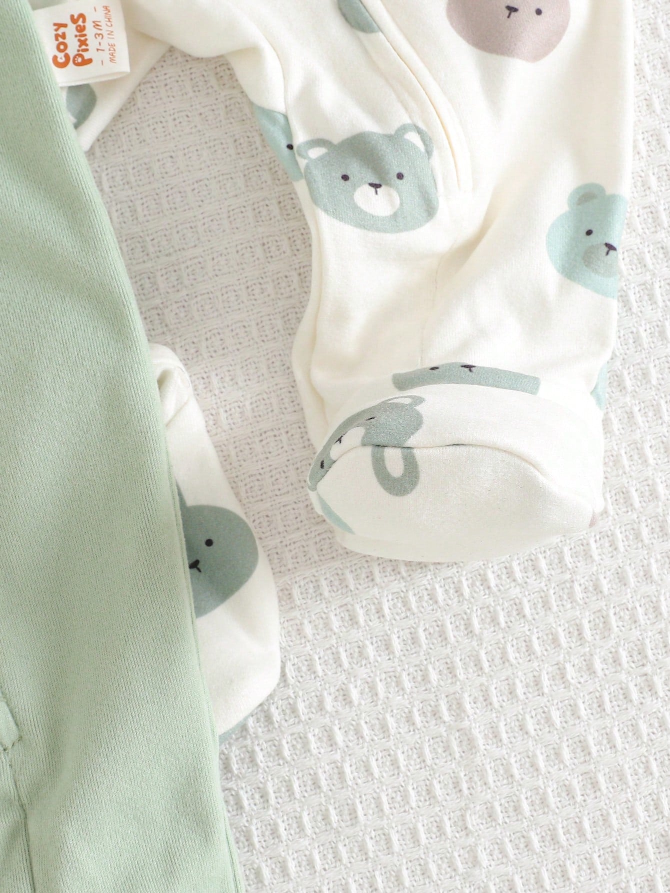 Ensemble grenouillère tricotée unisexe Cozy Pixies motif animal de dessin animé, vert