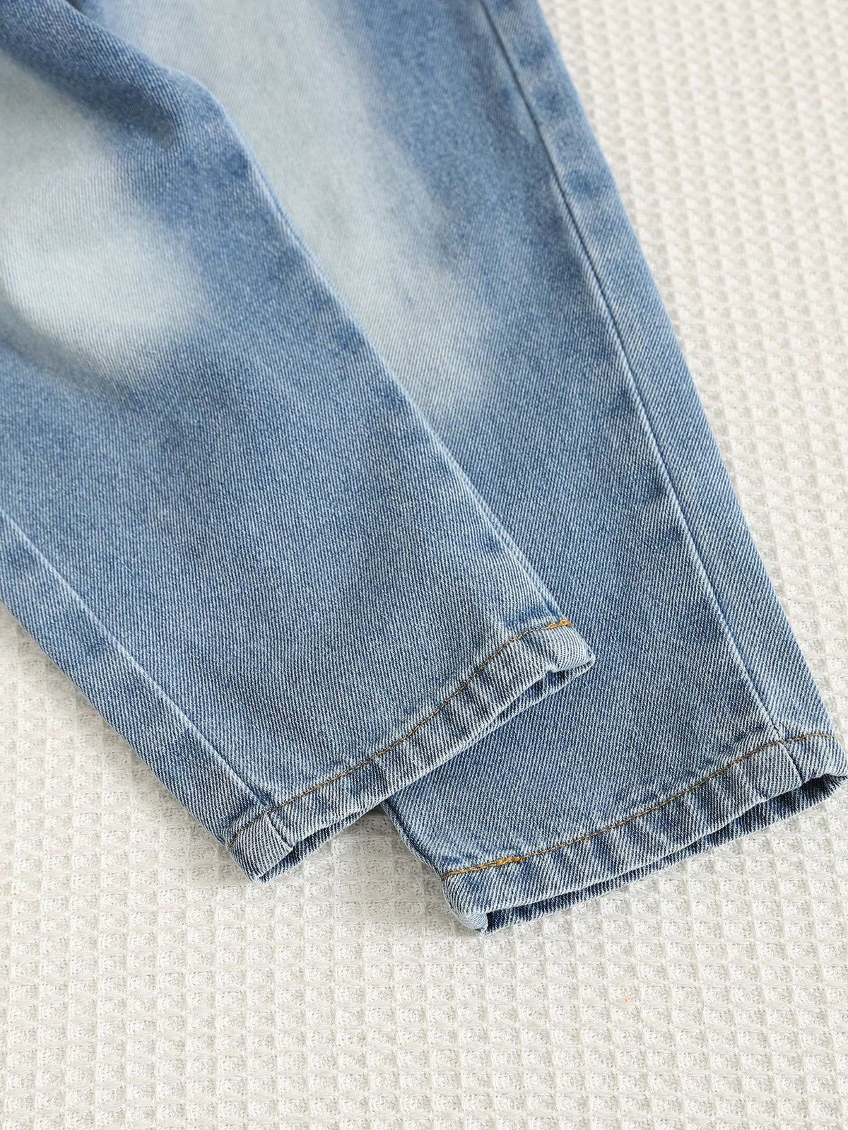Ensemble sweat d'automne et pantalon en jean bleu Bambinoo x Playful Pals pour garçons