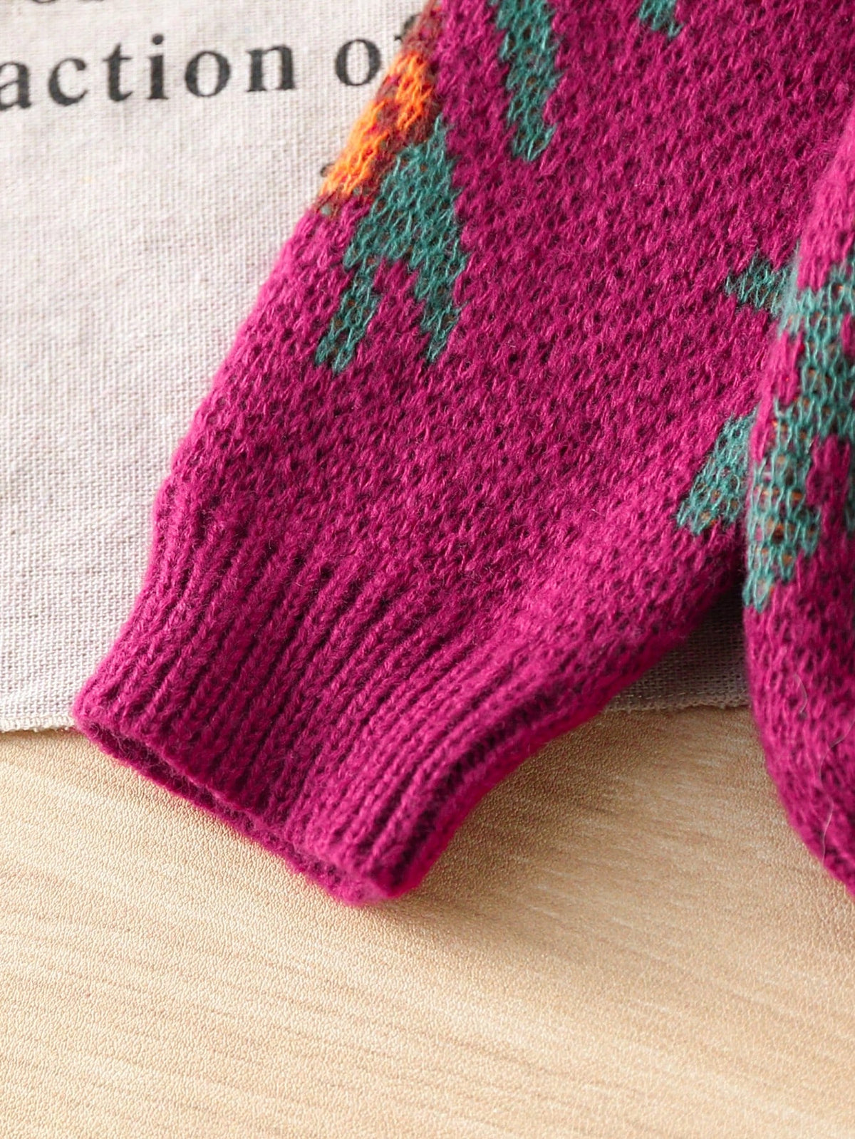 Ensemble 2 pièces pour fille : gilet en tricot motif fraise et pantalon