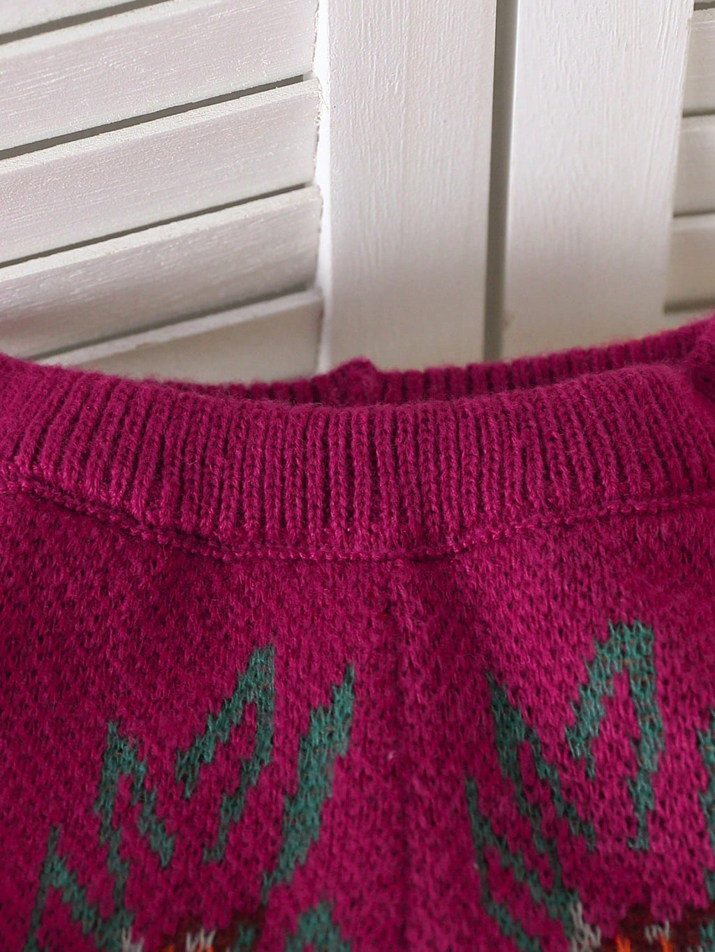 Ensemble 2 pièces pour fille : gilet en tricot motif fraise et pantalon