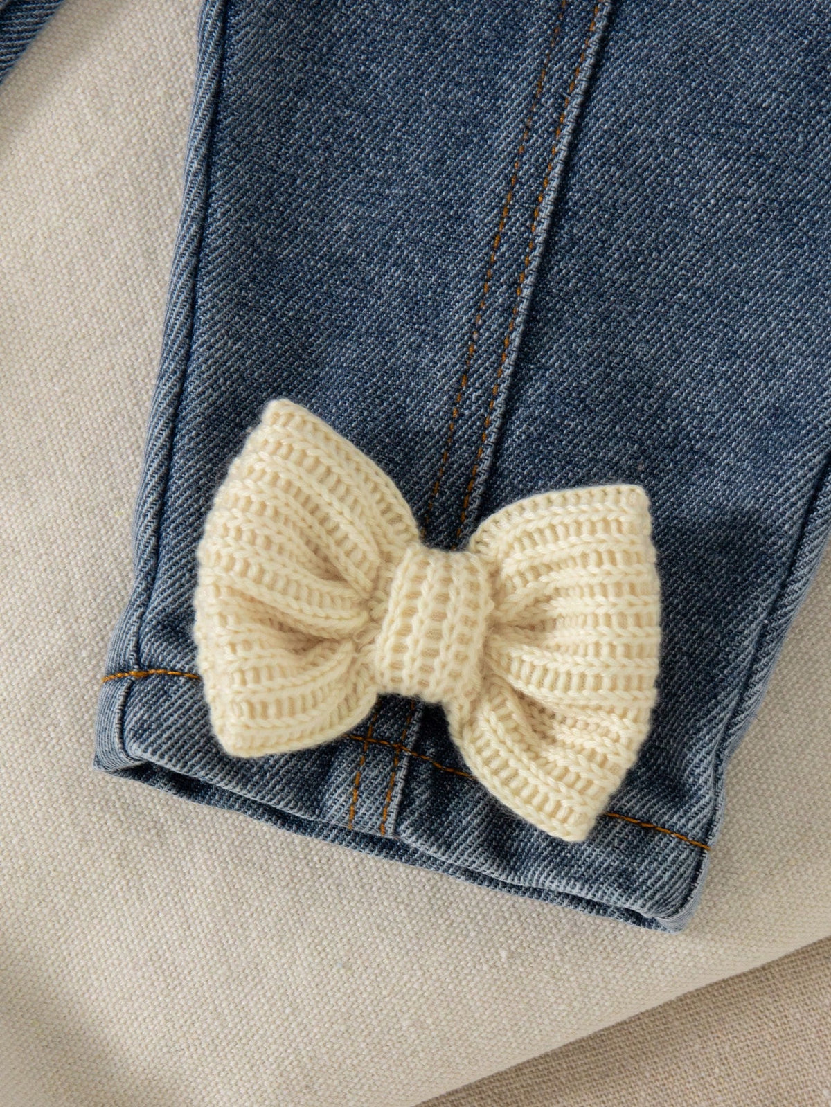 Baby Girl Bow Decor Long Sleeve Top Jeans 2 Piece Set