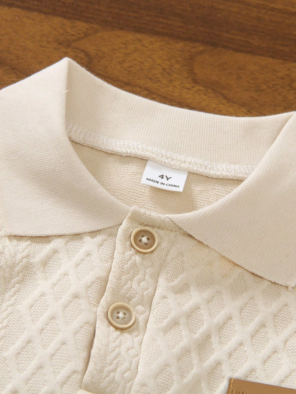 Polo Garçon Beige Texture Losange Patch Cuir