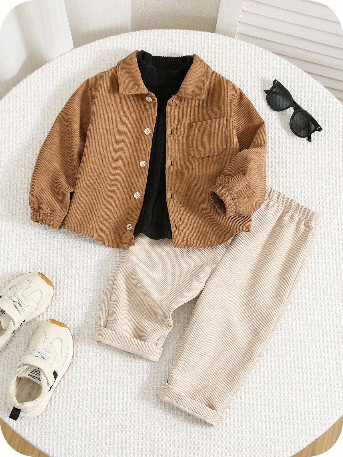 Ensemble veste en velours côtelé, T-shirt et pantalon Bambinoo x Playful Pals pour garçon
