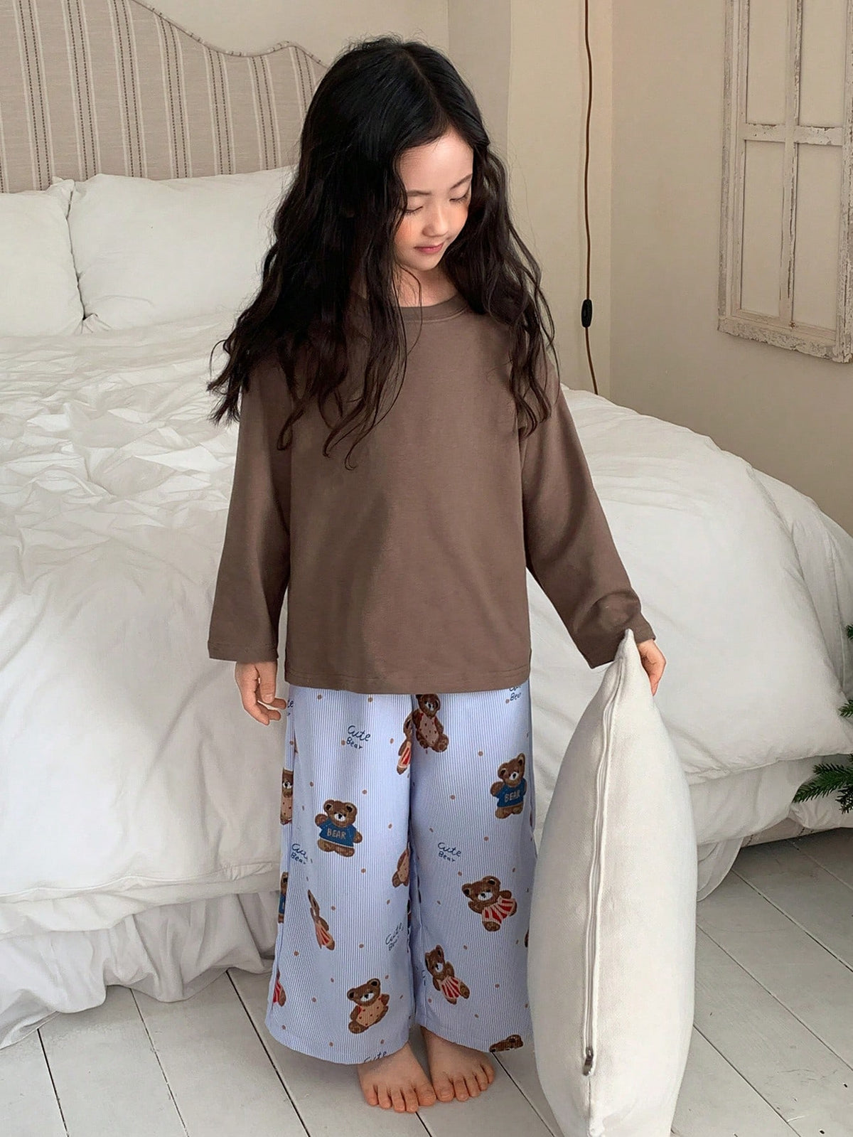 Bambinoo x DAZY Girls' 2-Piece Knit Top & Pants Set Brown