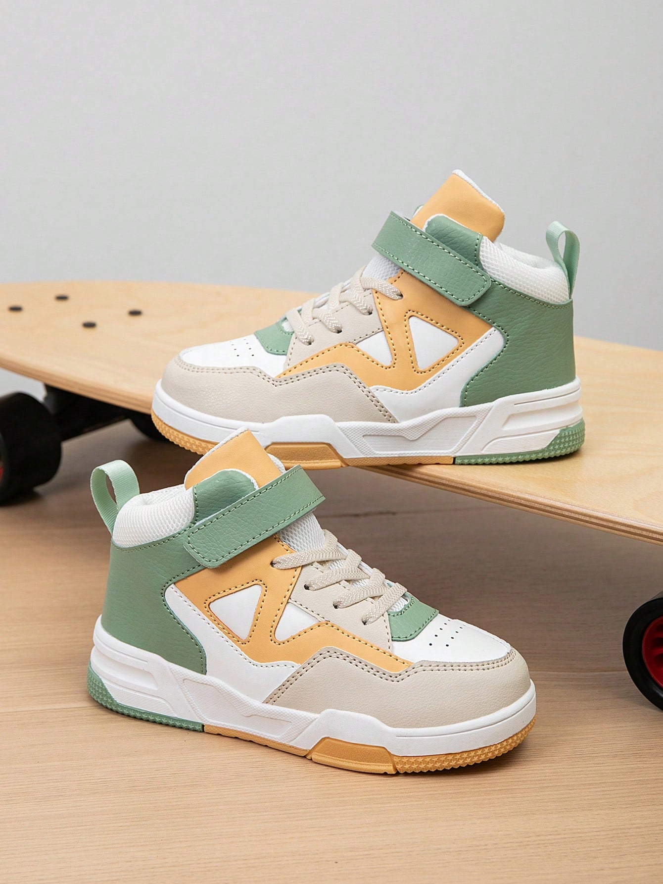 Boys' High-Top Student Sneakers