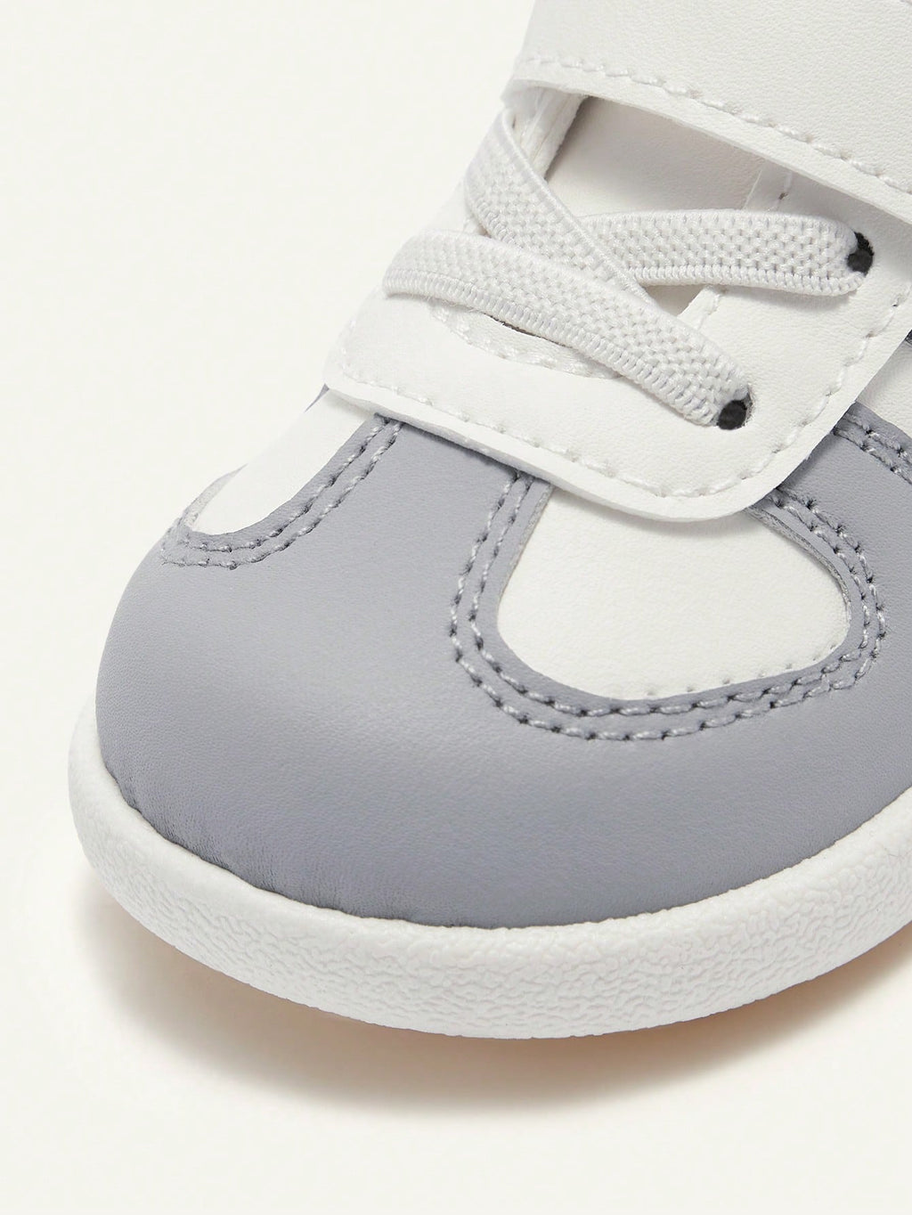 Cozy Pixies Garçons Gris Blanc Classique Simple Chaussures de Sport Bout Rond Confortable Léger Décontracté Étudiants Jouer au Sport Courir Maternelle Porter Toutes Saisons Kaki