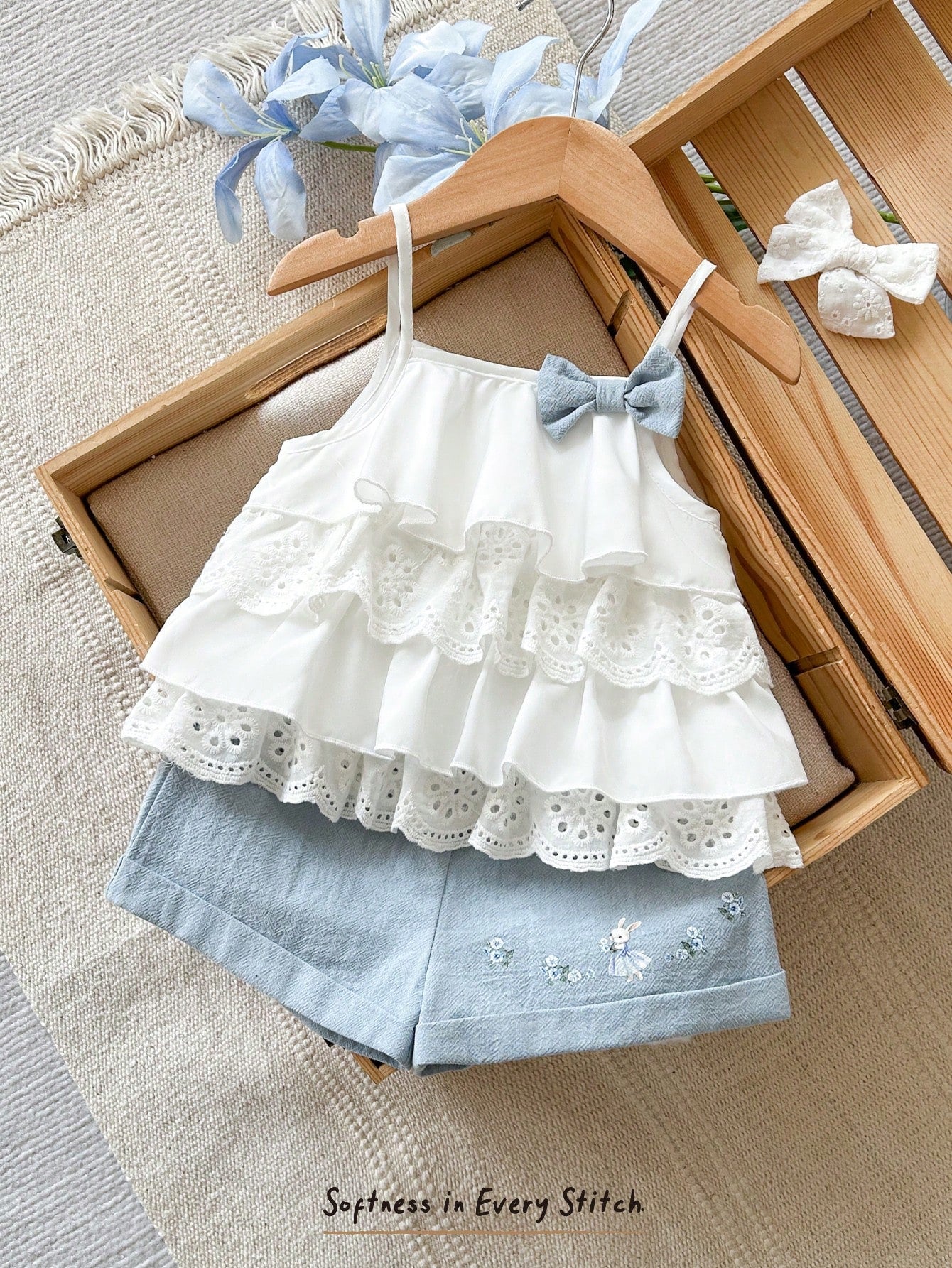 Ensemble 2 pièces Bambinoo x Cozy Pixies pour bébé fille : caraco et short