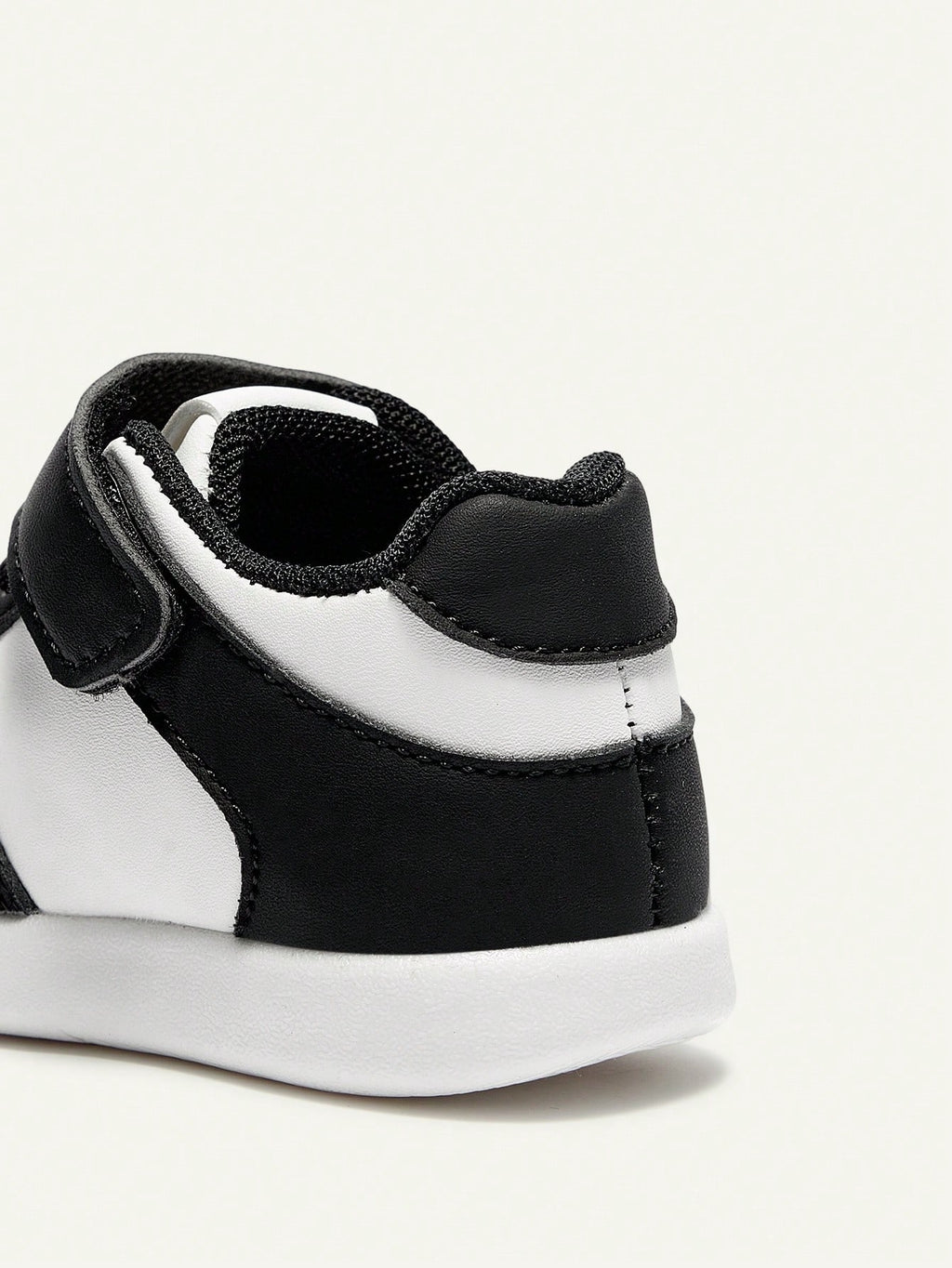 Cozy Pixies Lightweight PU Leather Non-Slip Toddler Sneakers Black and White